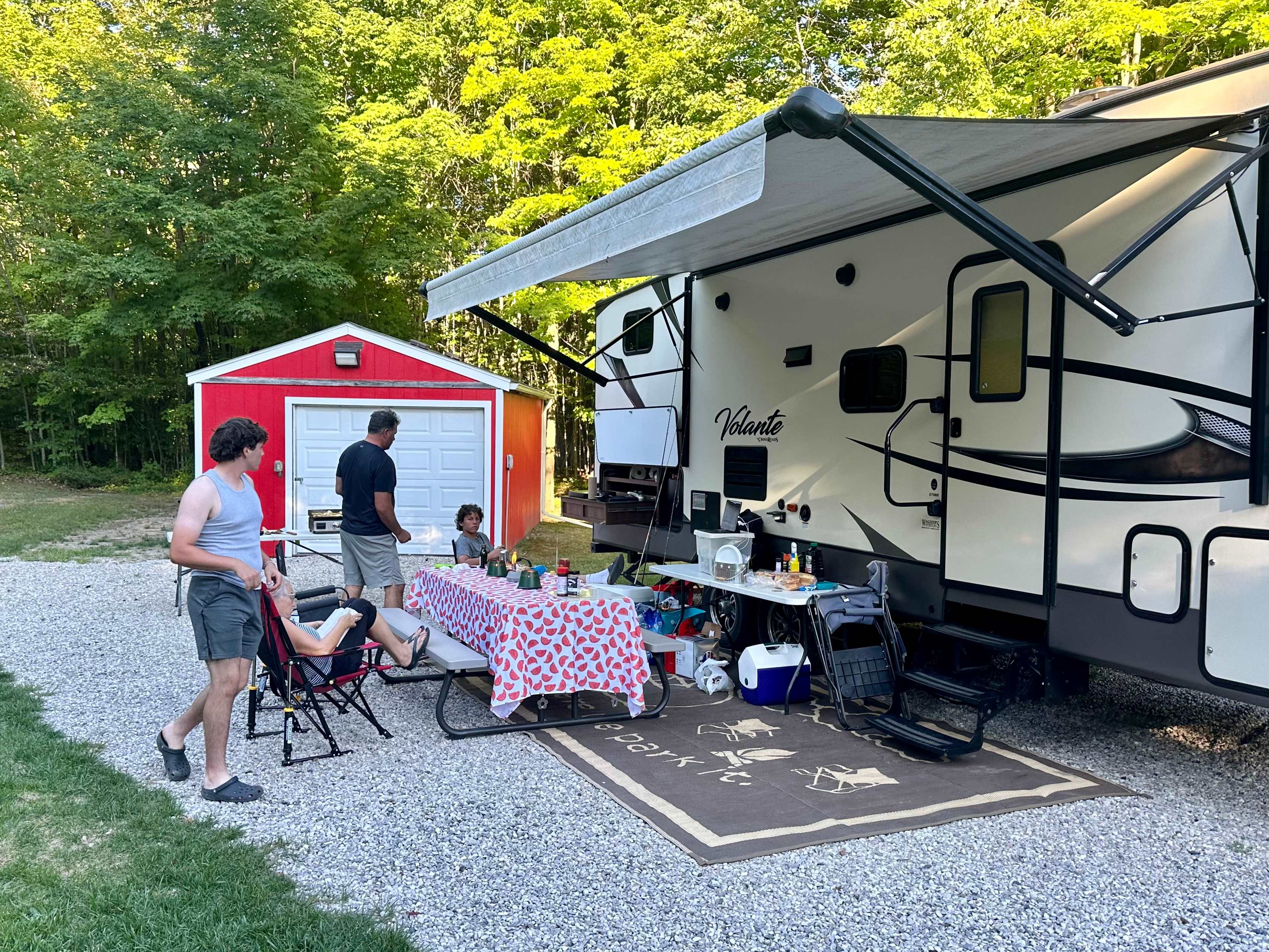 Chain of Lakes Camp Six Mile Lake