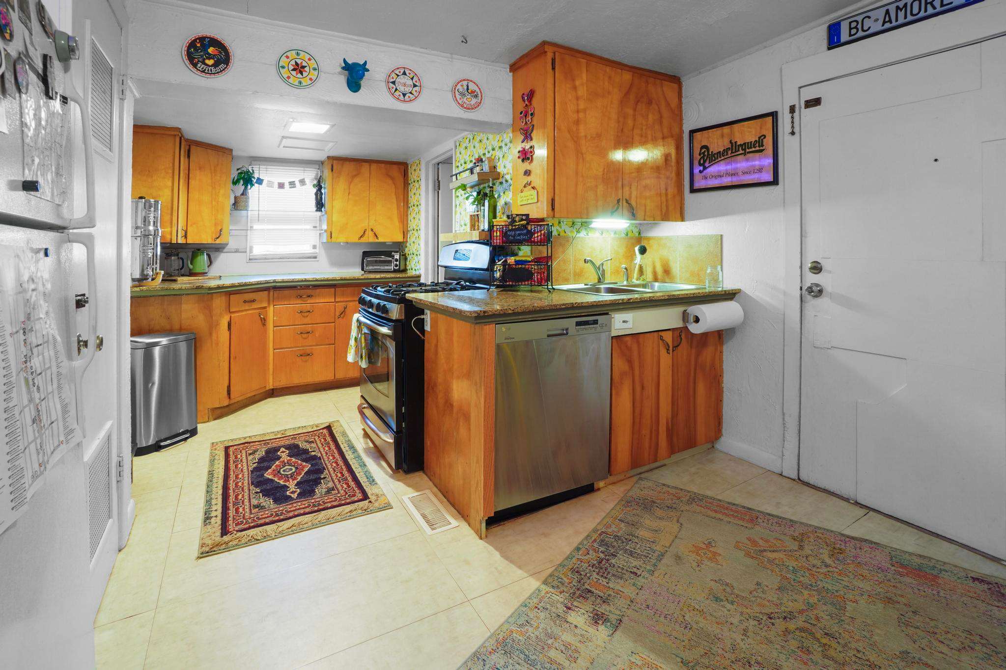 Whimsical Bungalow in the City!