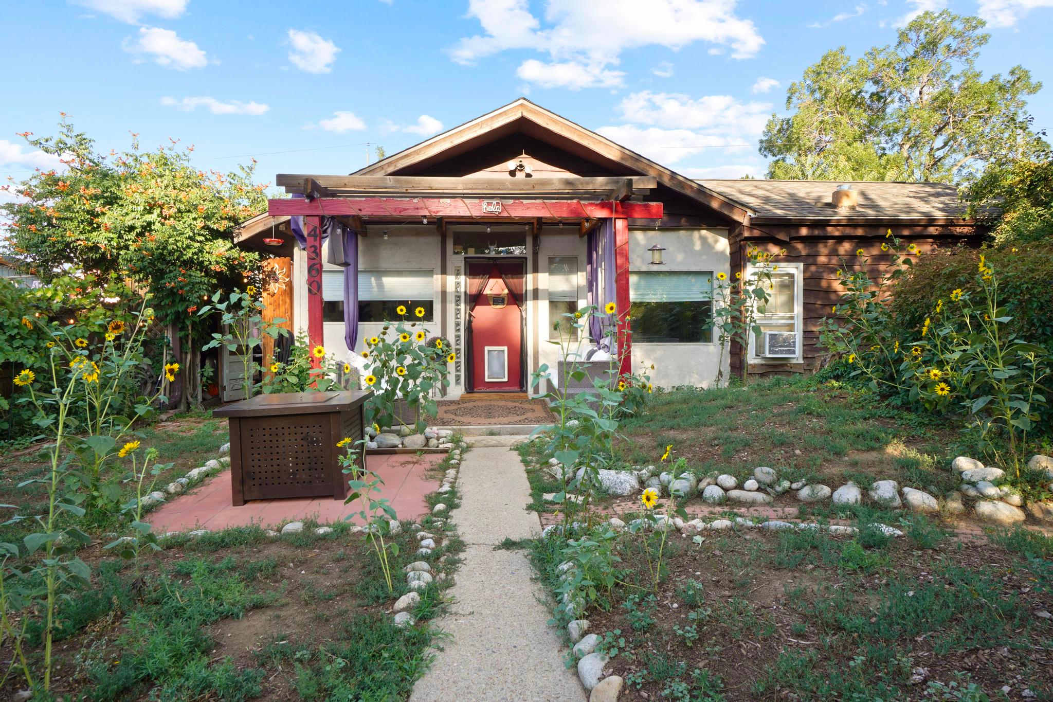 Whimsical Bungalow in the City!