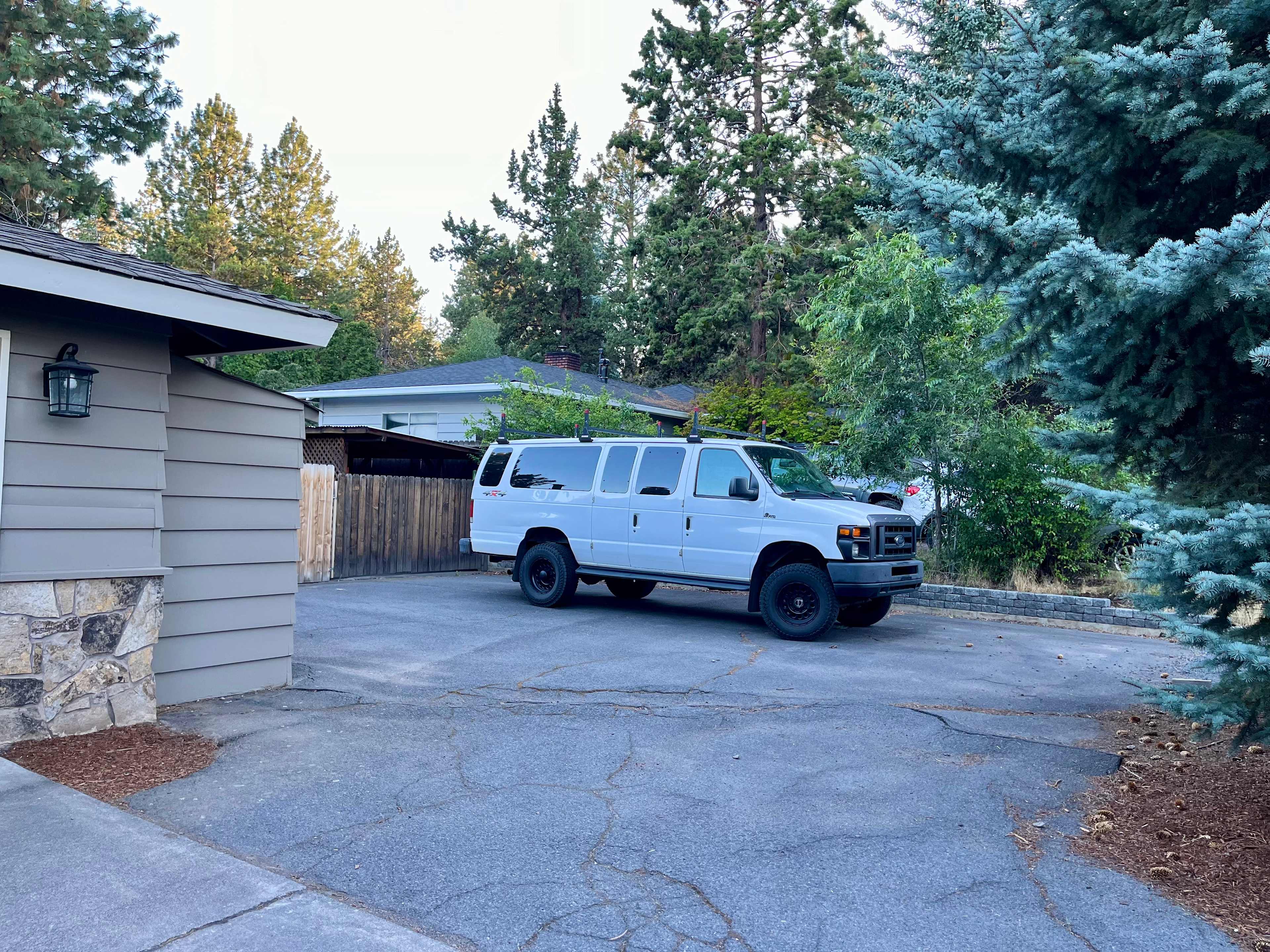 RV Parking Near Pilot Butte In Bend