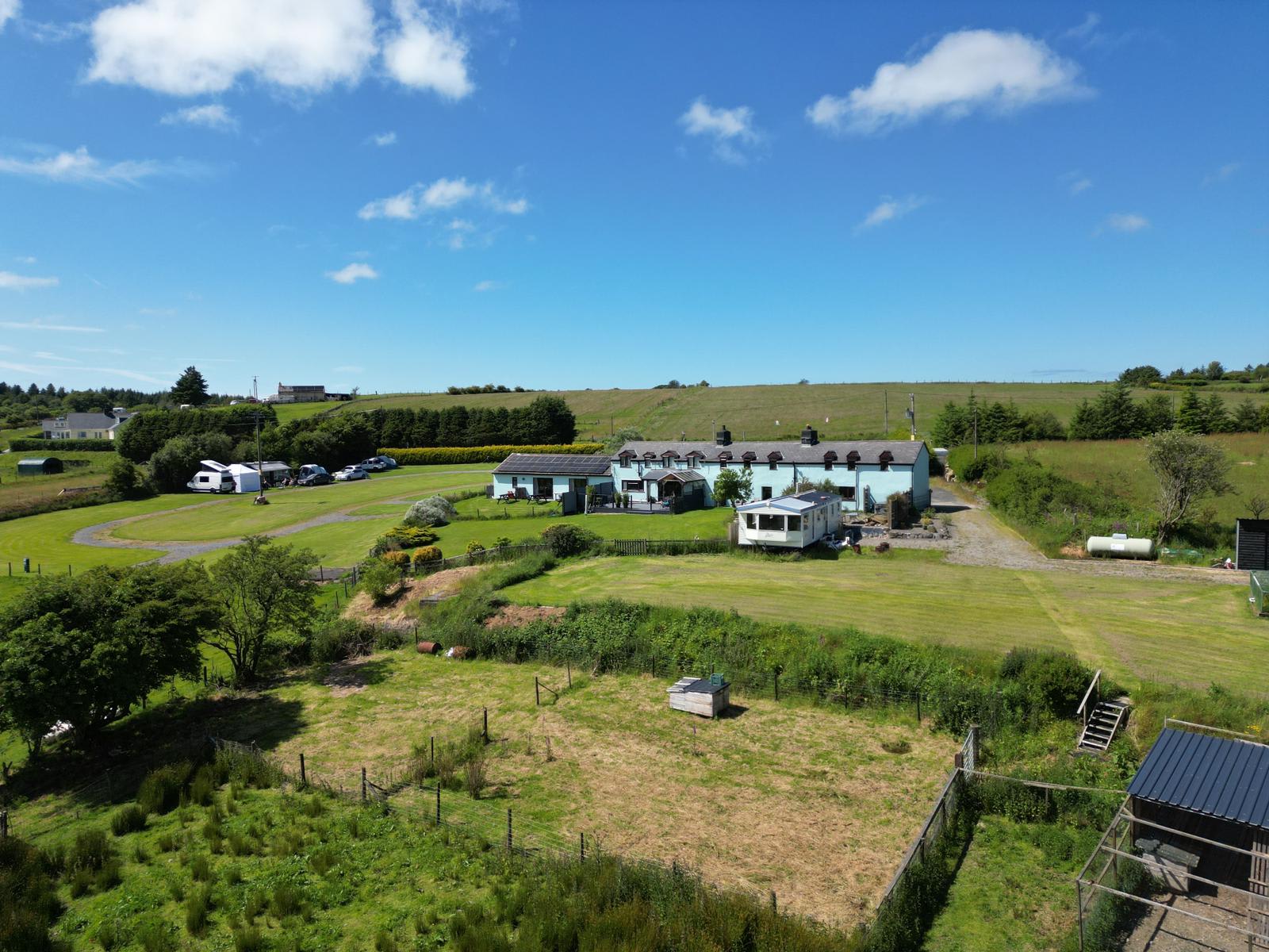Penuwch Inn Caravan And Camping