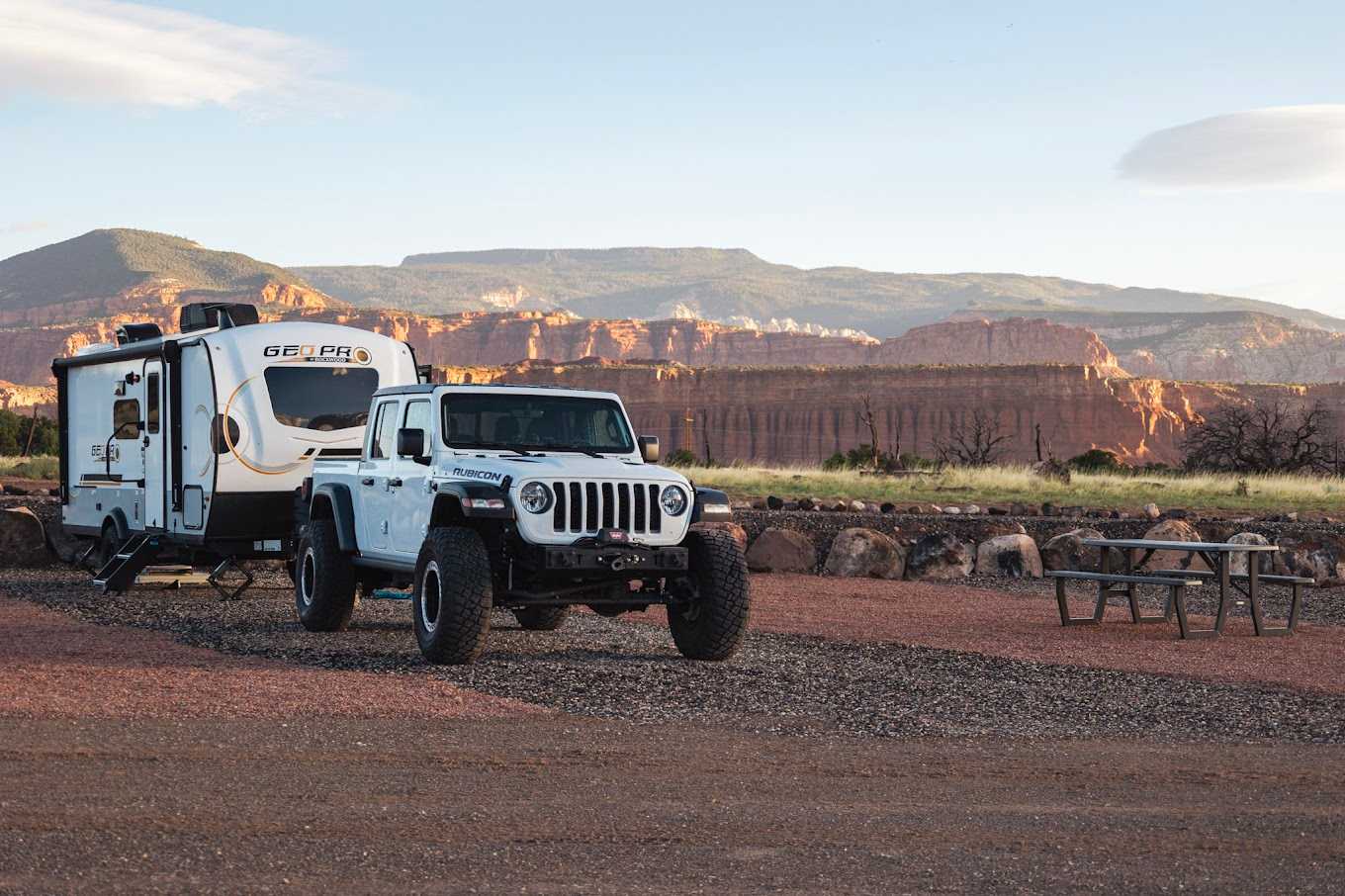 Capitol Reef RV Park and Glamping