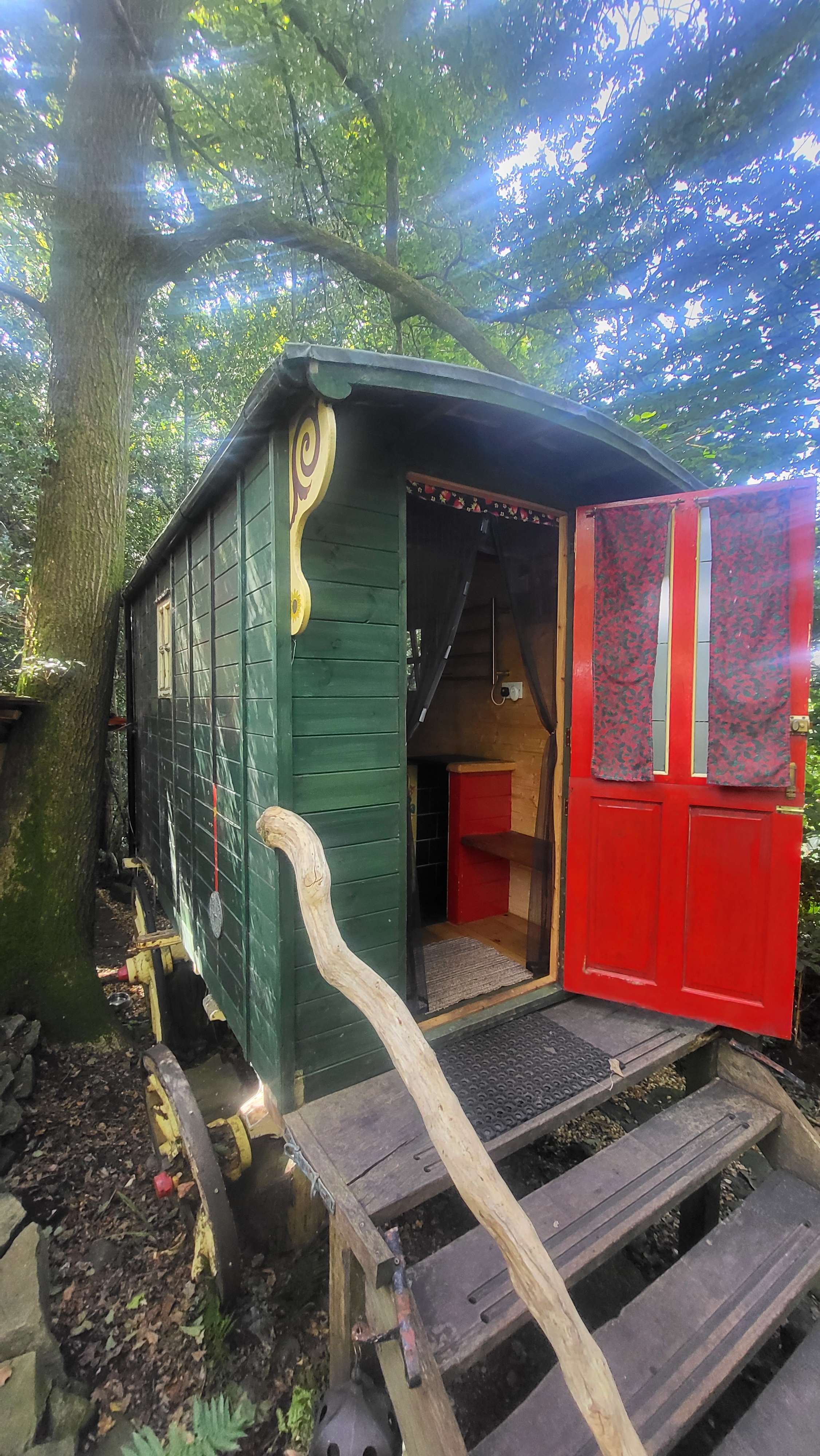 Hideaway Hut, Camping cabin.