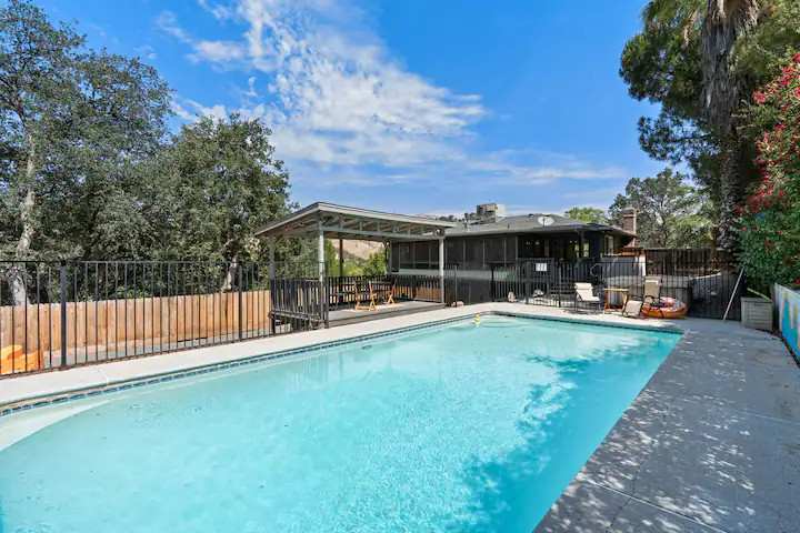 Sequoia Hills Villa