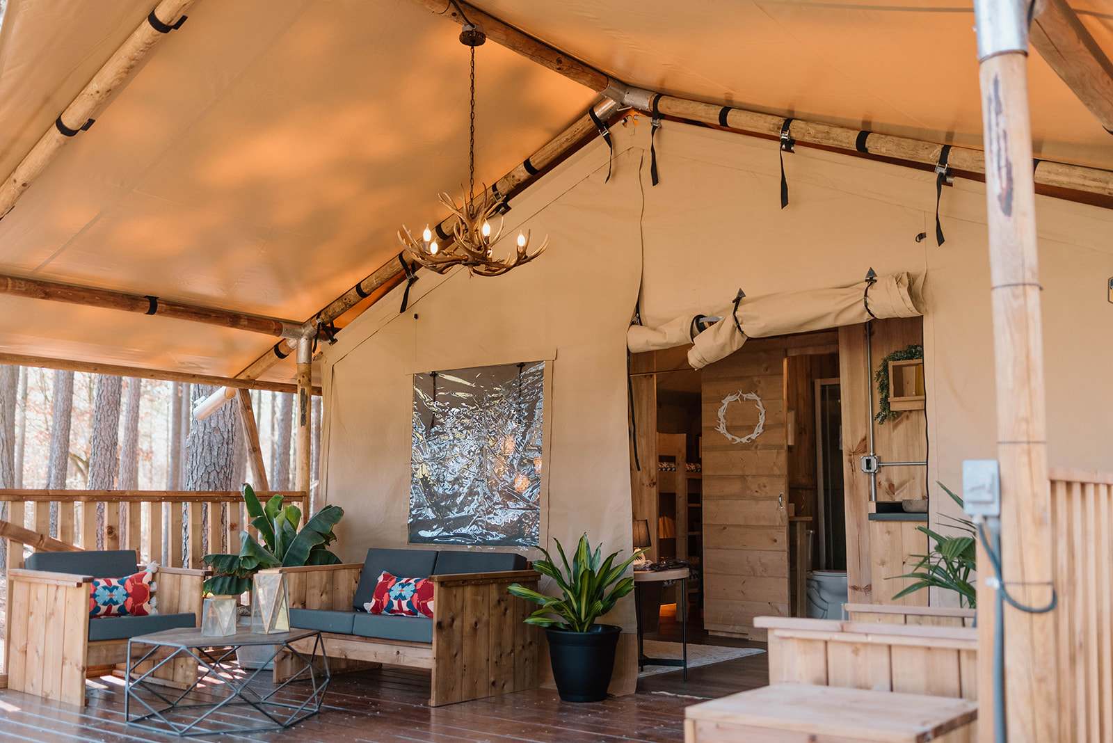 Sugarneck Glamping Resort, NC