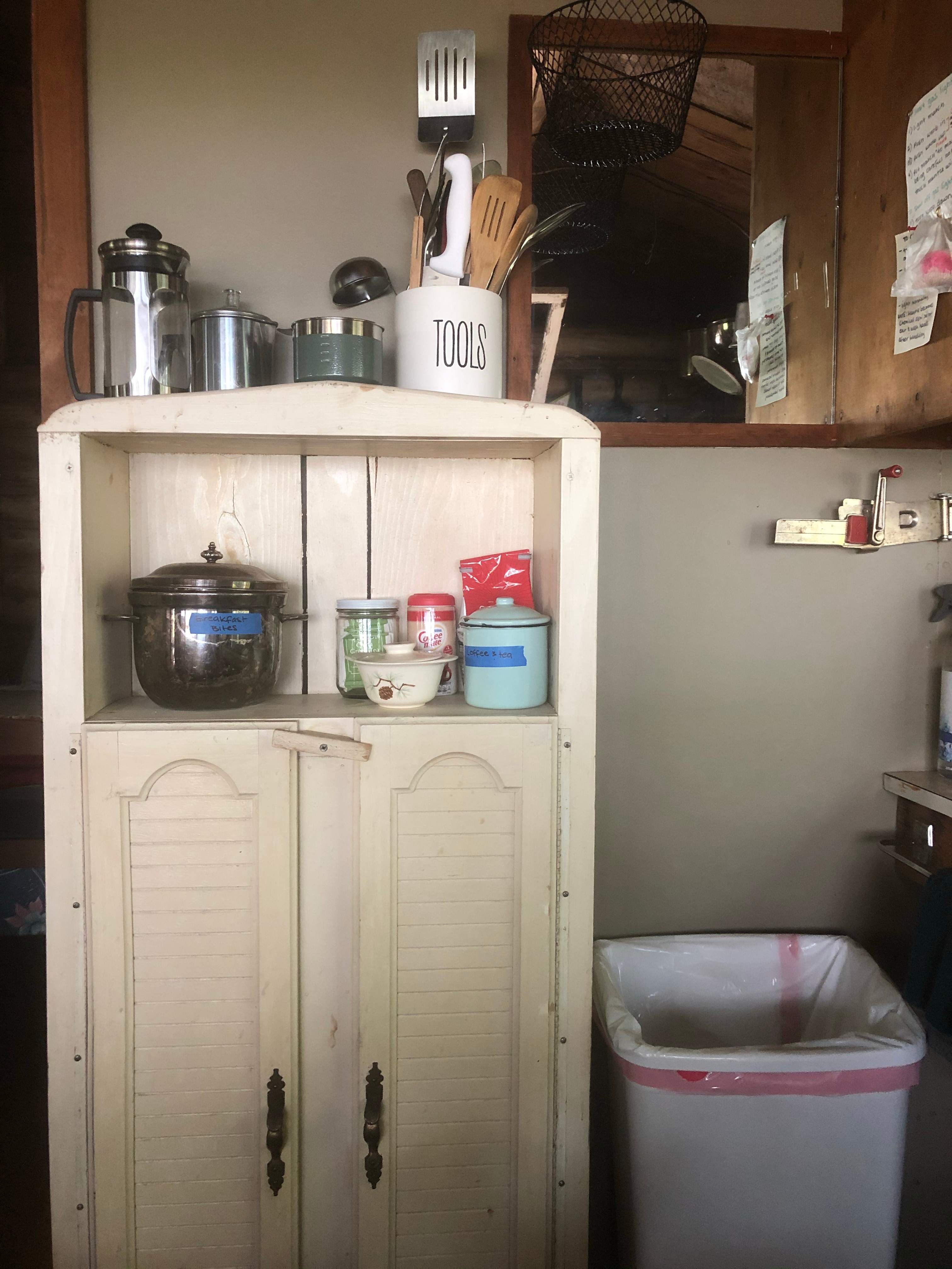 Cole's Moosehorn Cabins