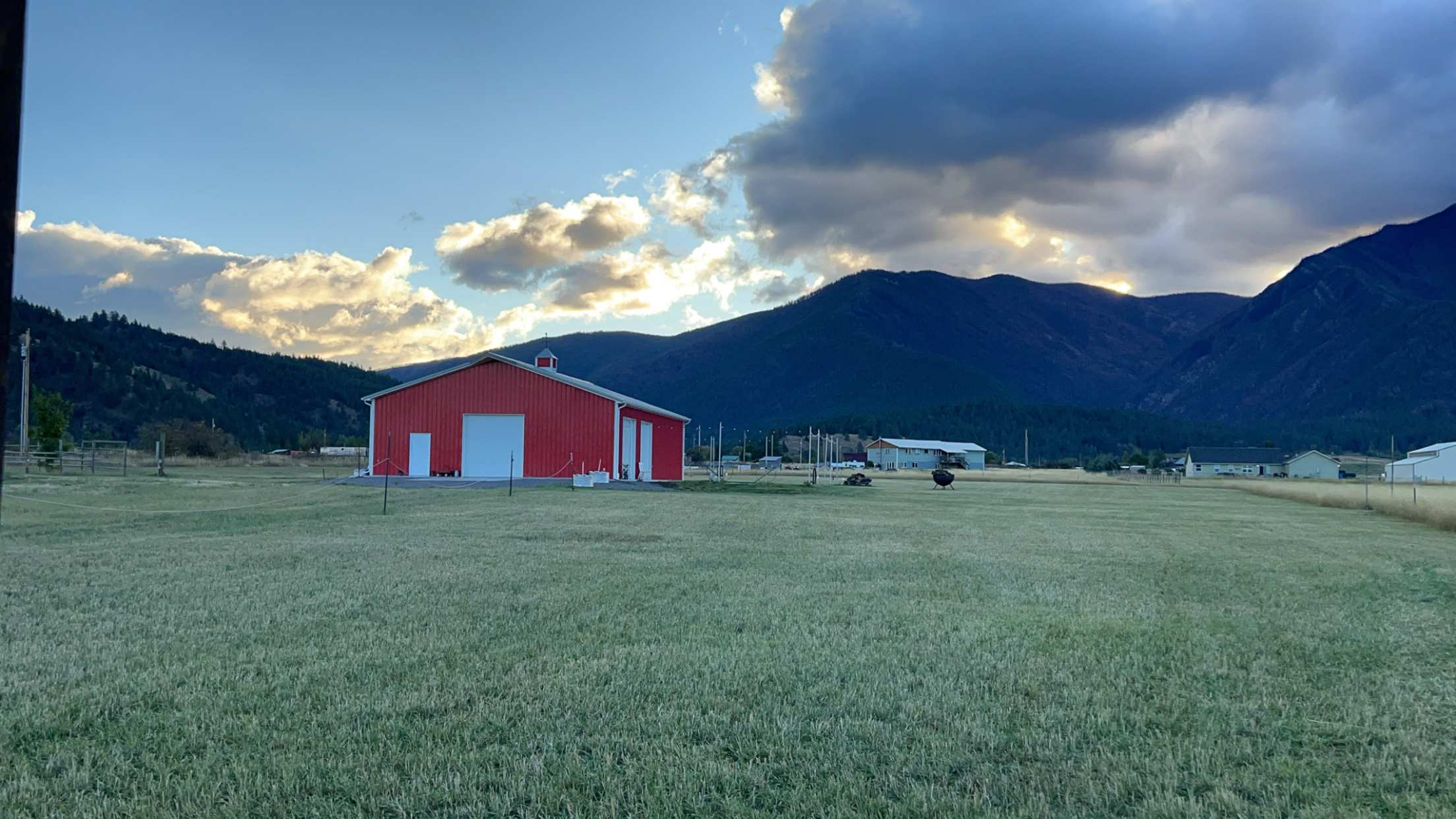 Red Barn on Jocko