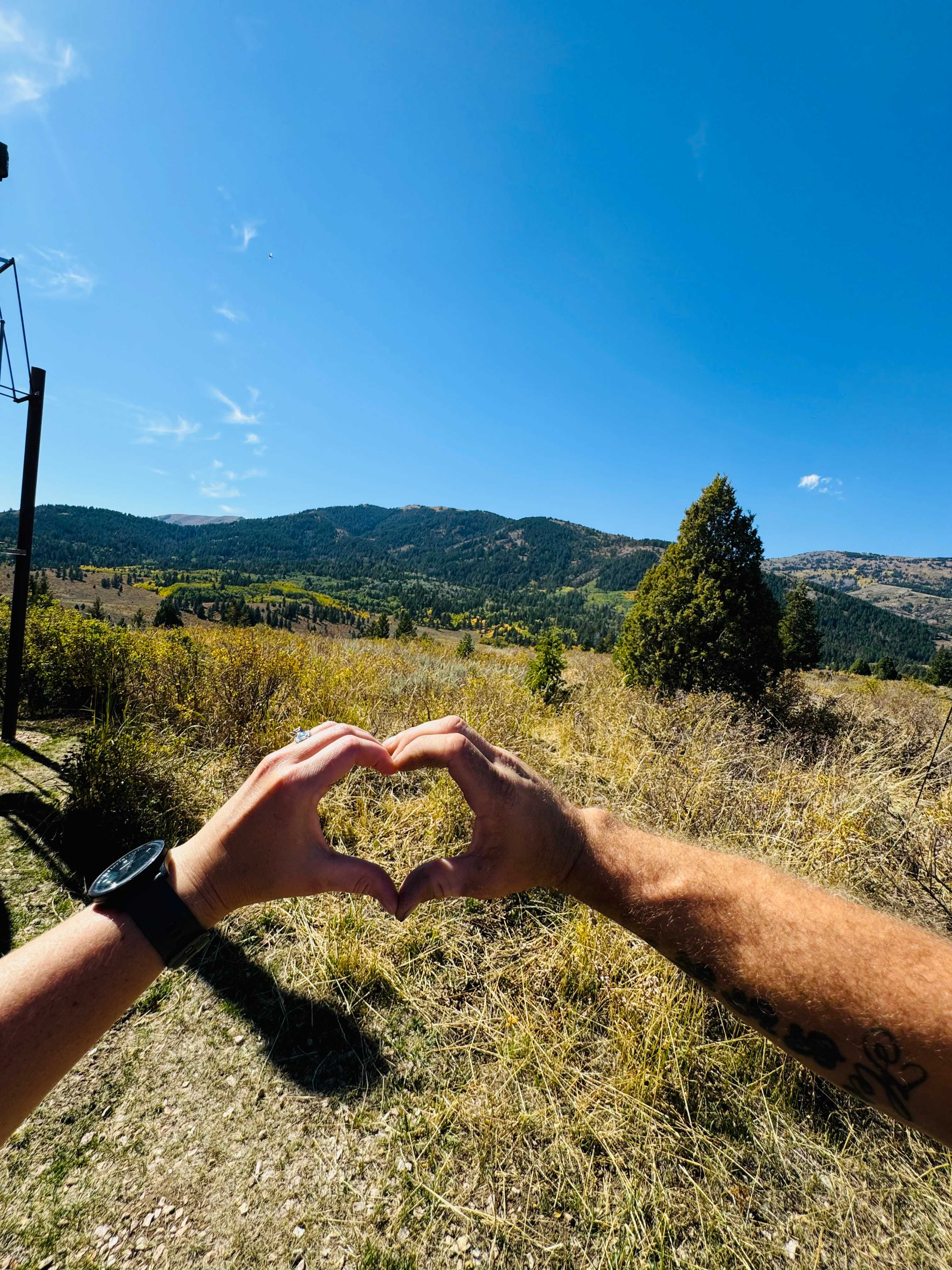 Mountain View Glamping Yurt