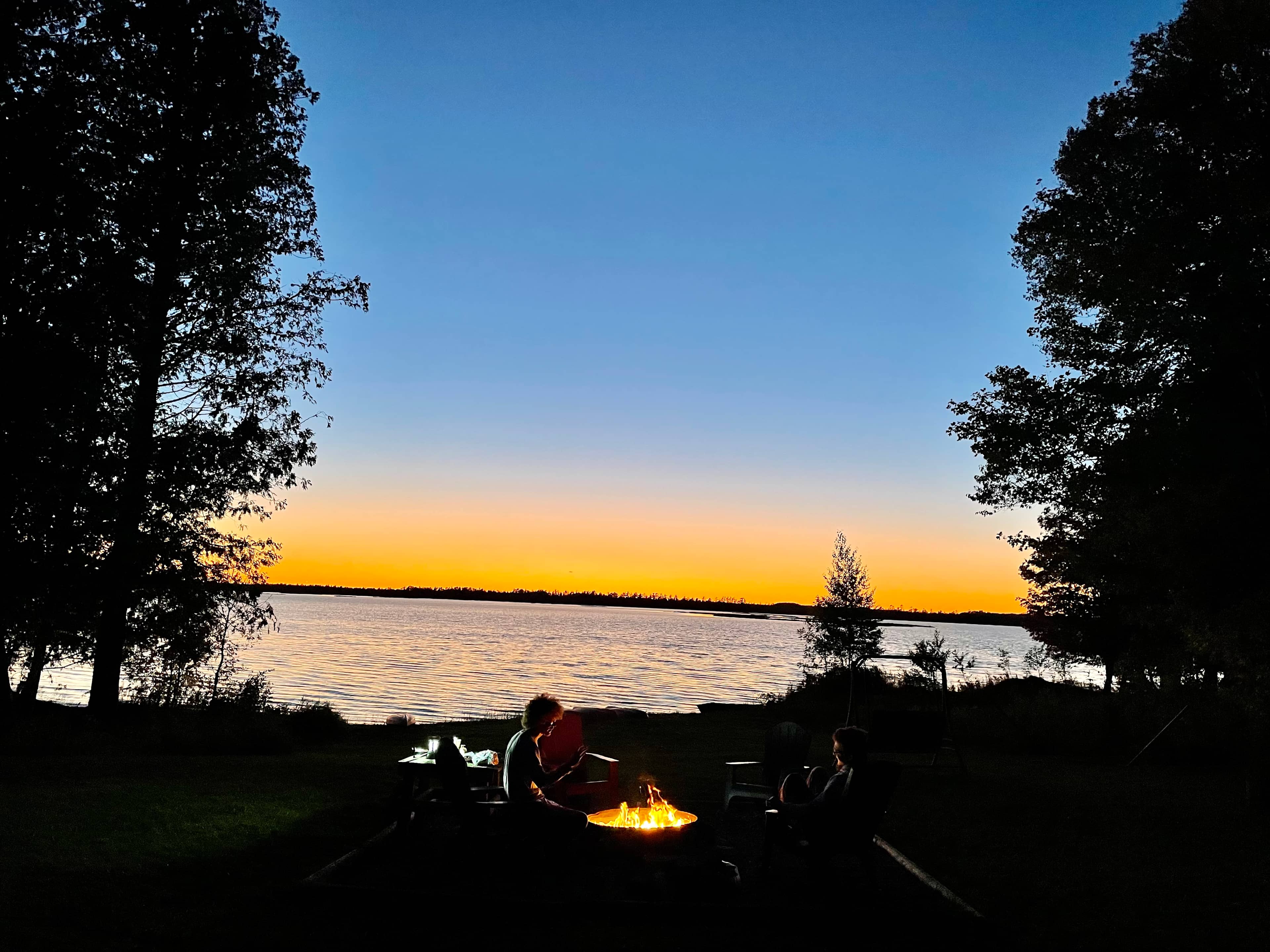 Cabin/Campers on Lake