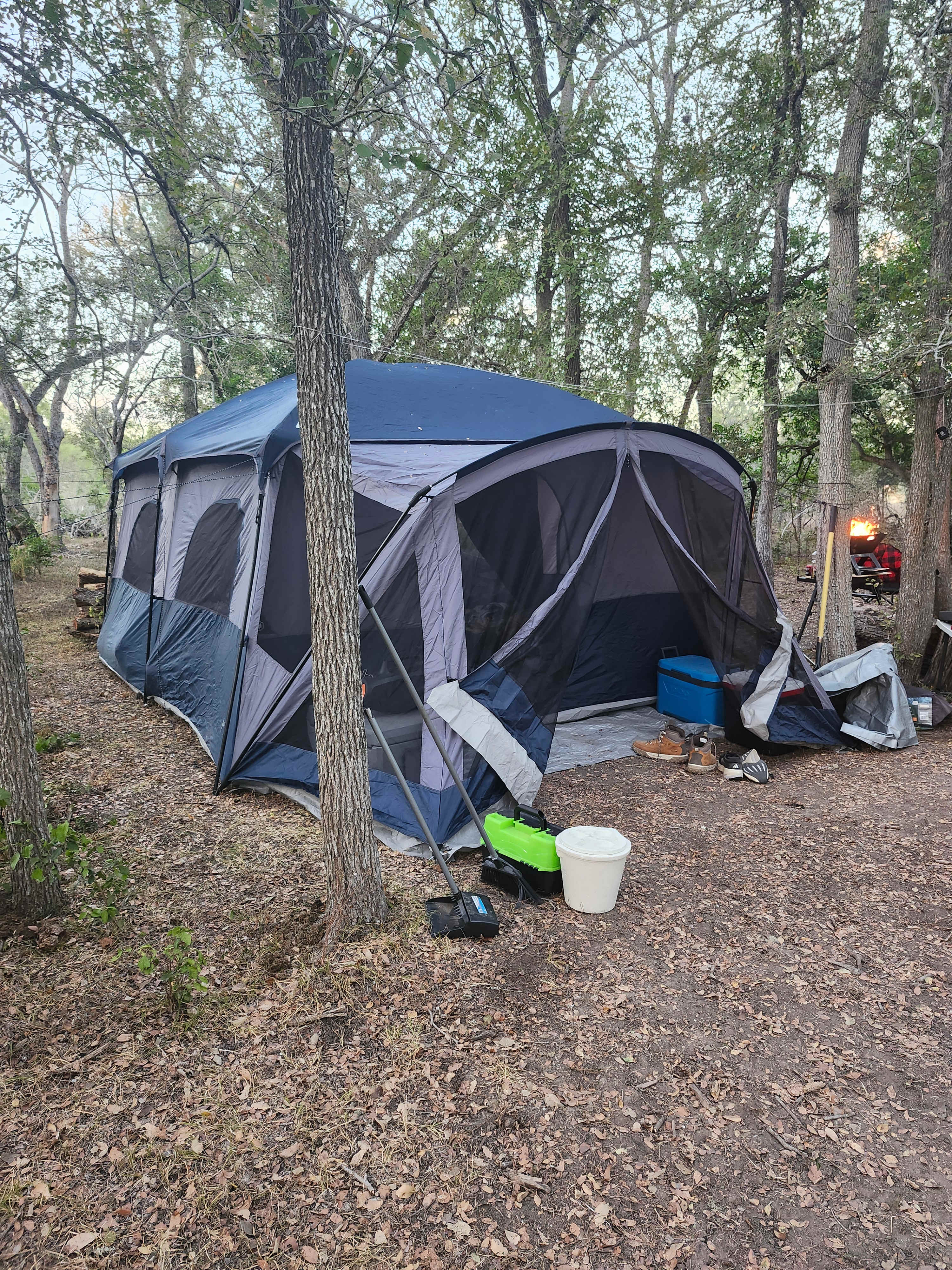 Hansler Eye Of The Water Camp