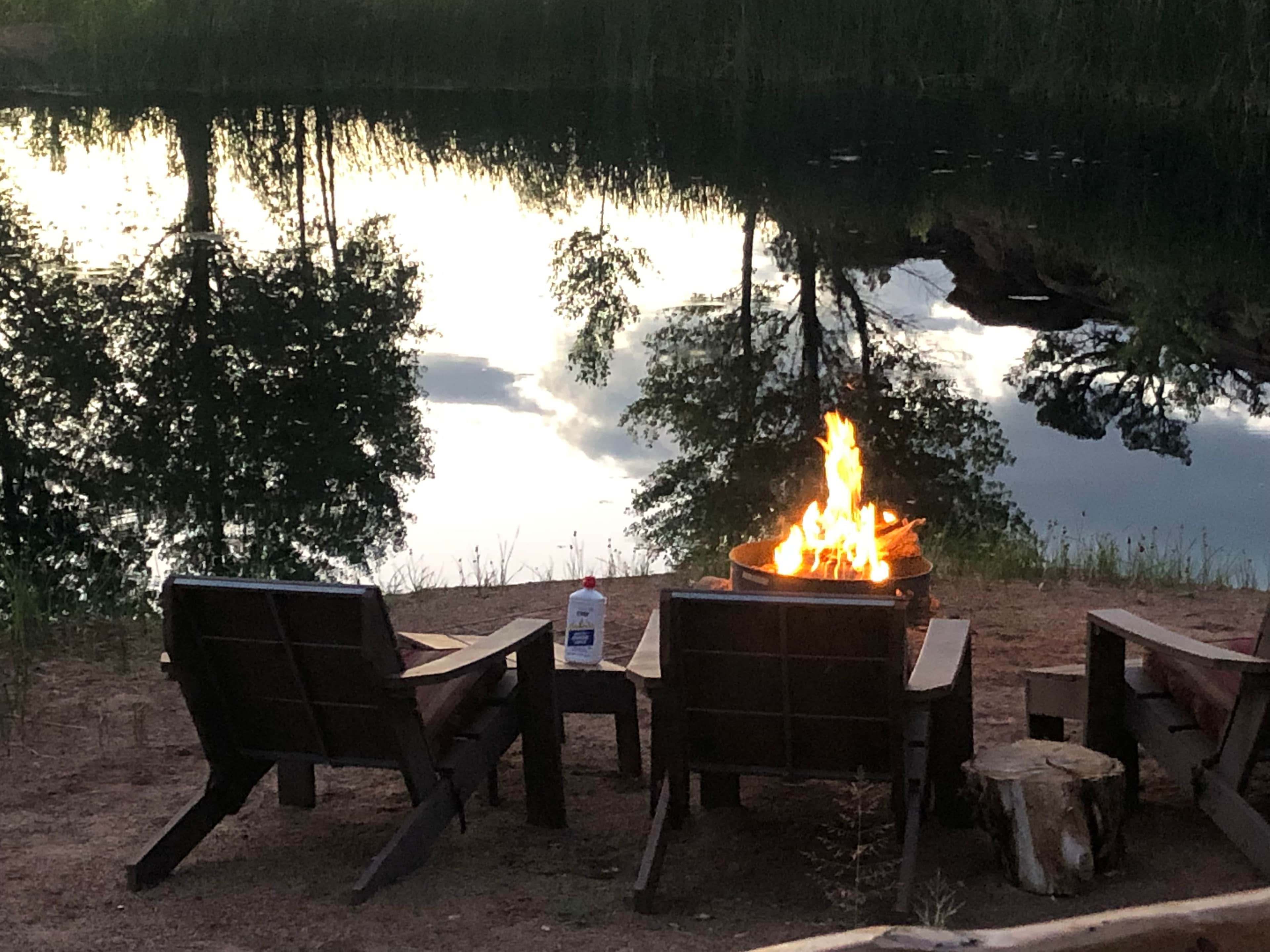 Top of the World, rustic retreat