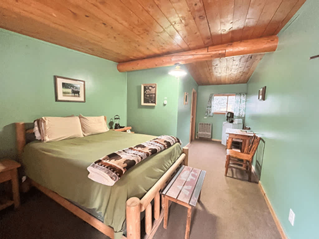Silver Gate Lodging