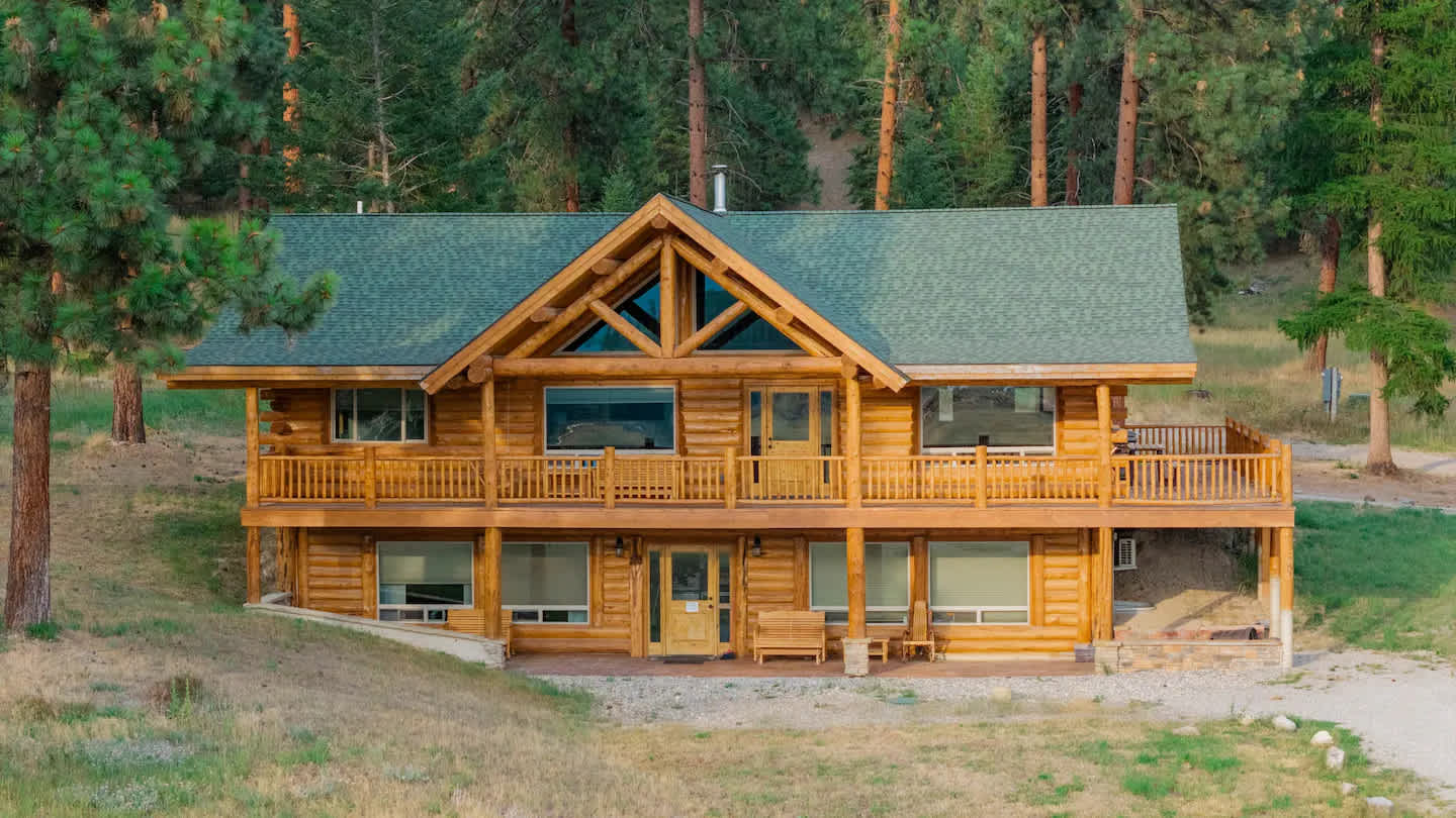 Montana Peaks Retreat