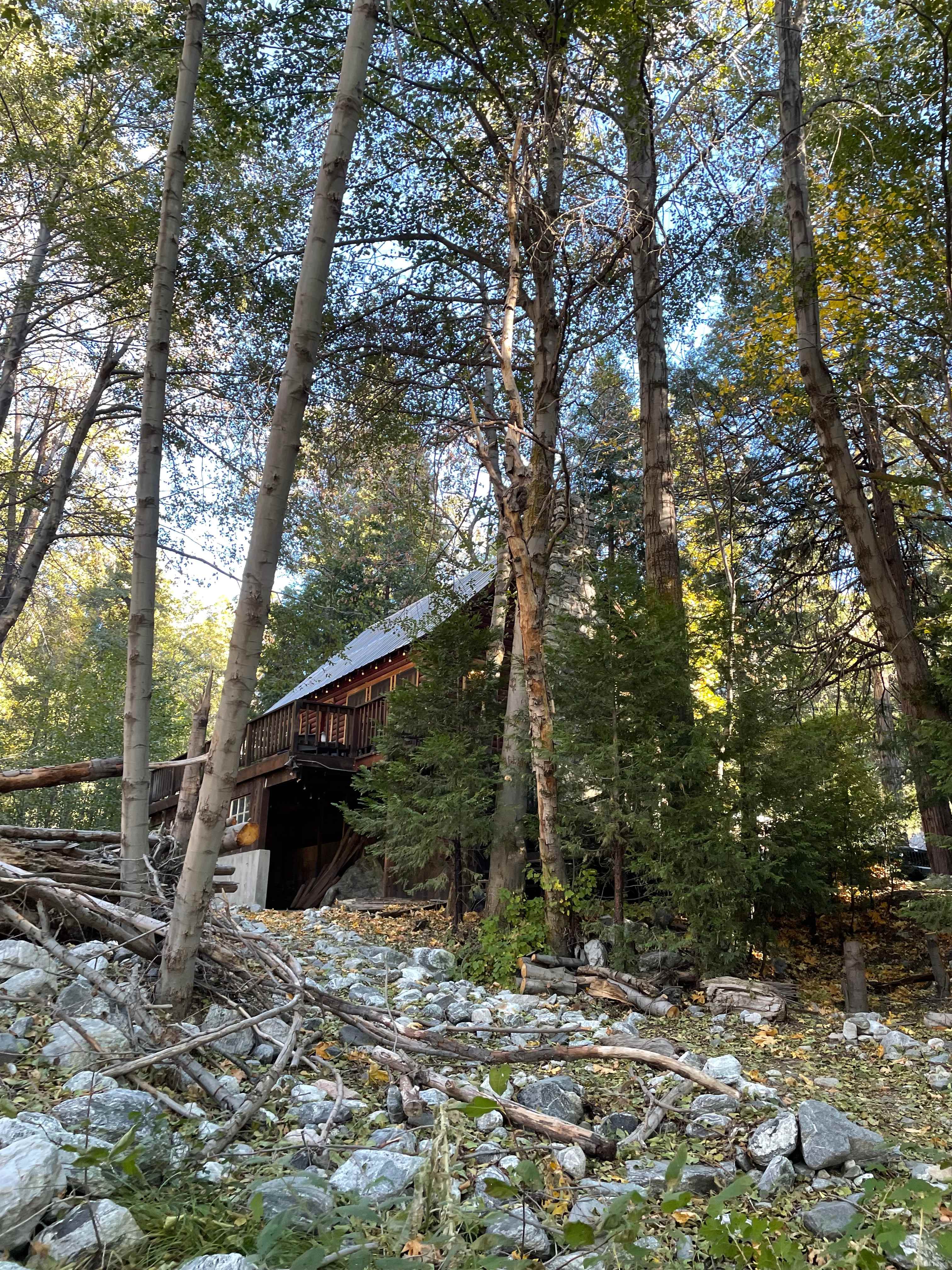 Creekside Vintage Cabins w/hot tubs