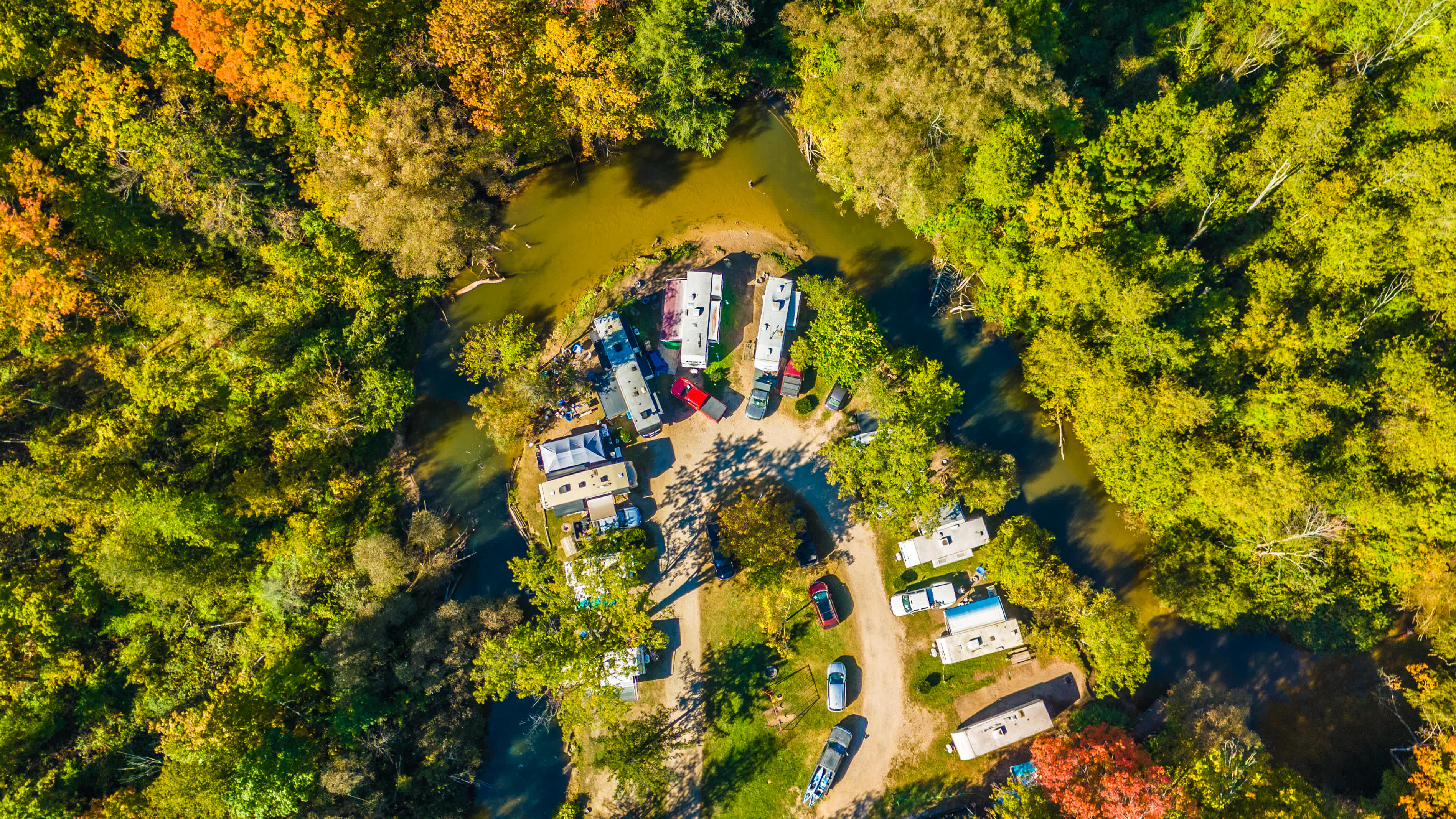 Drone shot of site #36 from left side of frame to site #47 (North Peninsula)