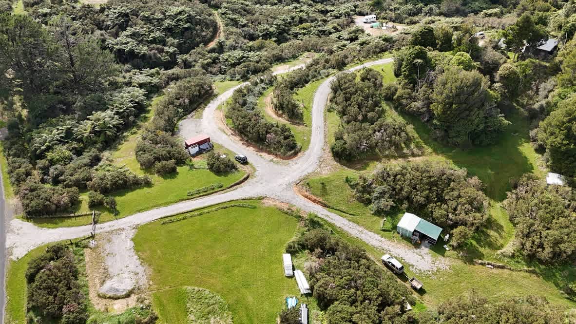 Camp in nature close to Hobbiton
