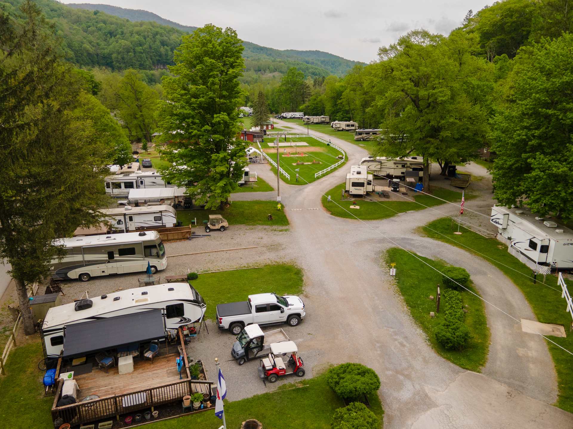 Revelle's River Resort