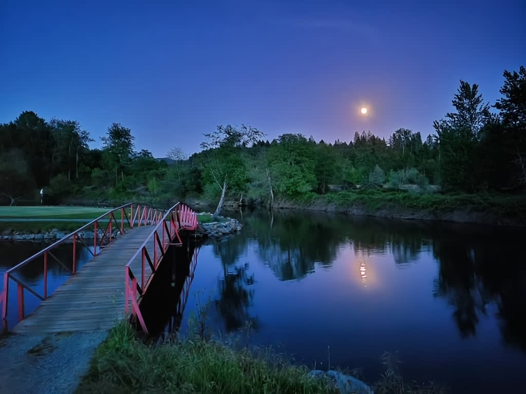 Applegate River Golf & RV Resort