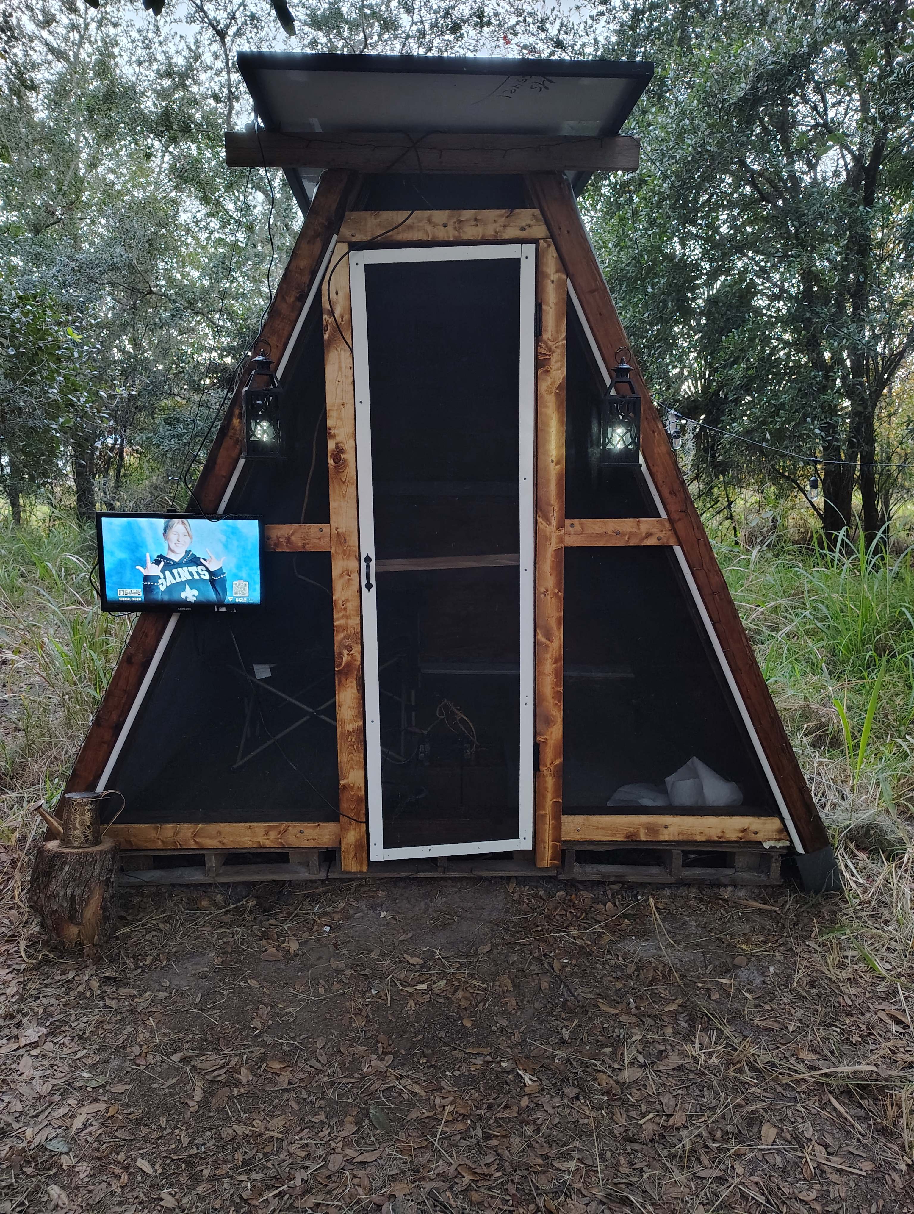 North Shore Relic Ranch tee pee