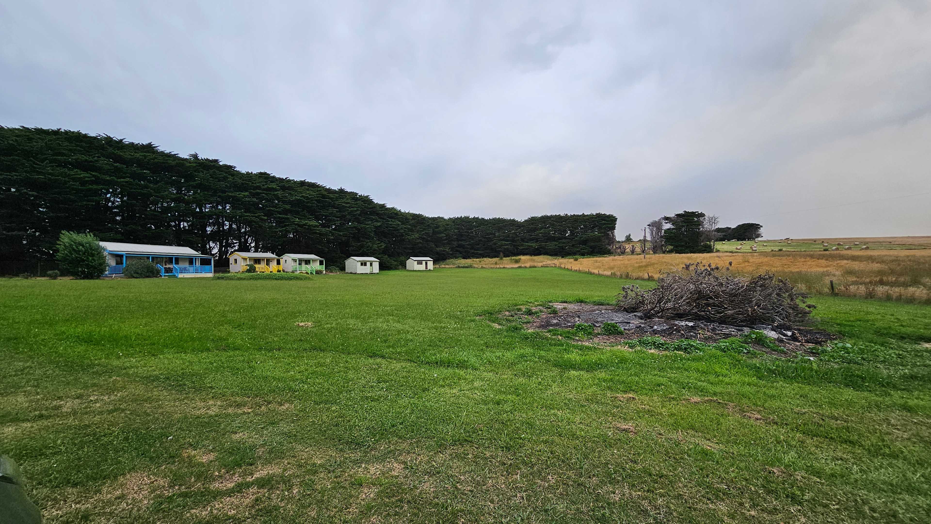 Twelve Apostles Motel & Country Retreat