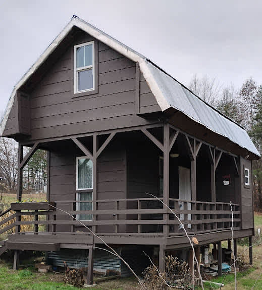 Little Barn Cabin At Fowl Territory