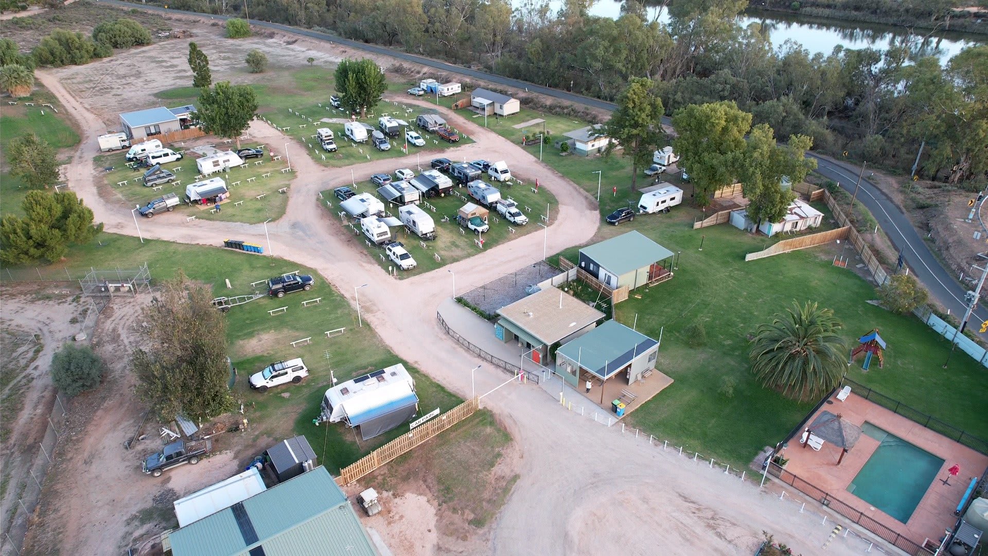 Curlwaa Caravan Park
