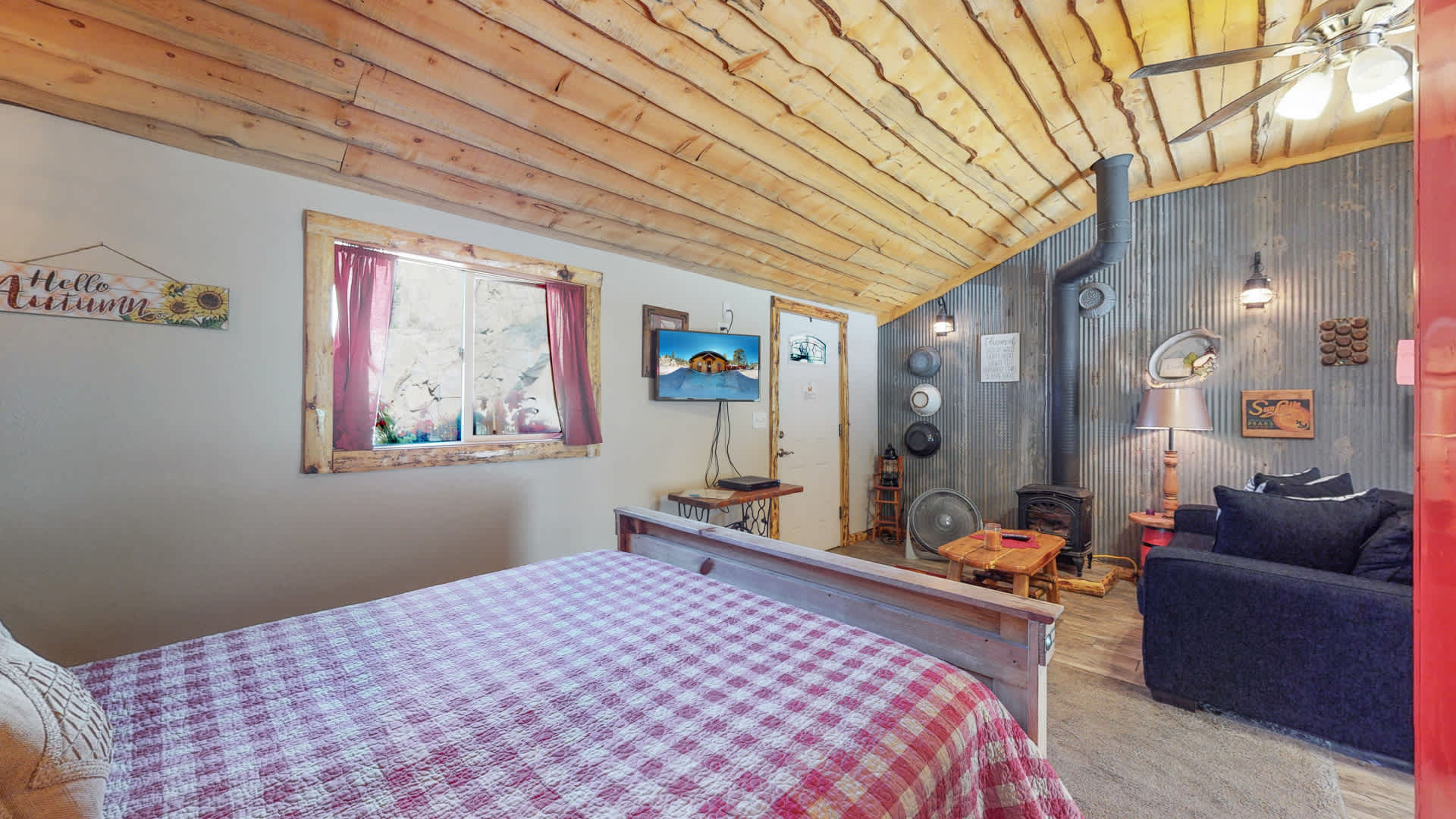 Cone's Riverside Canyon Cabins