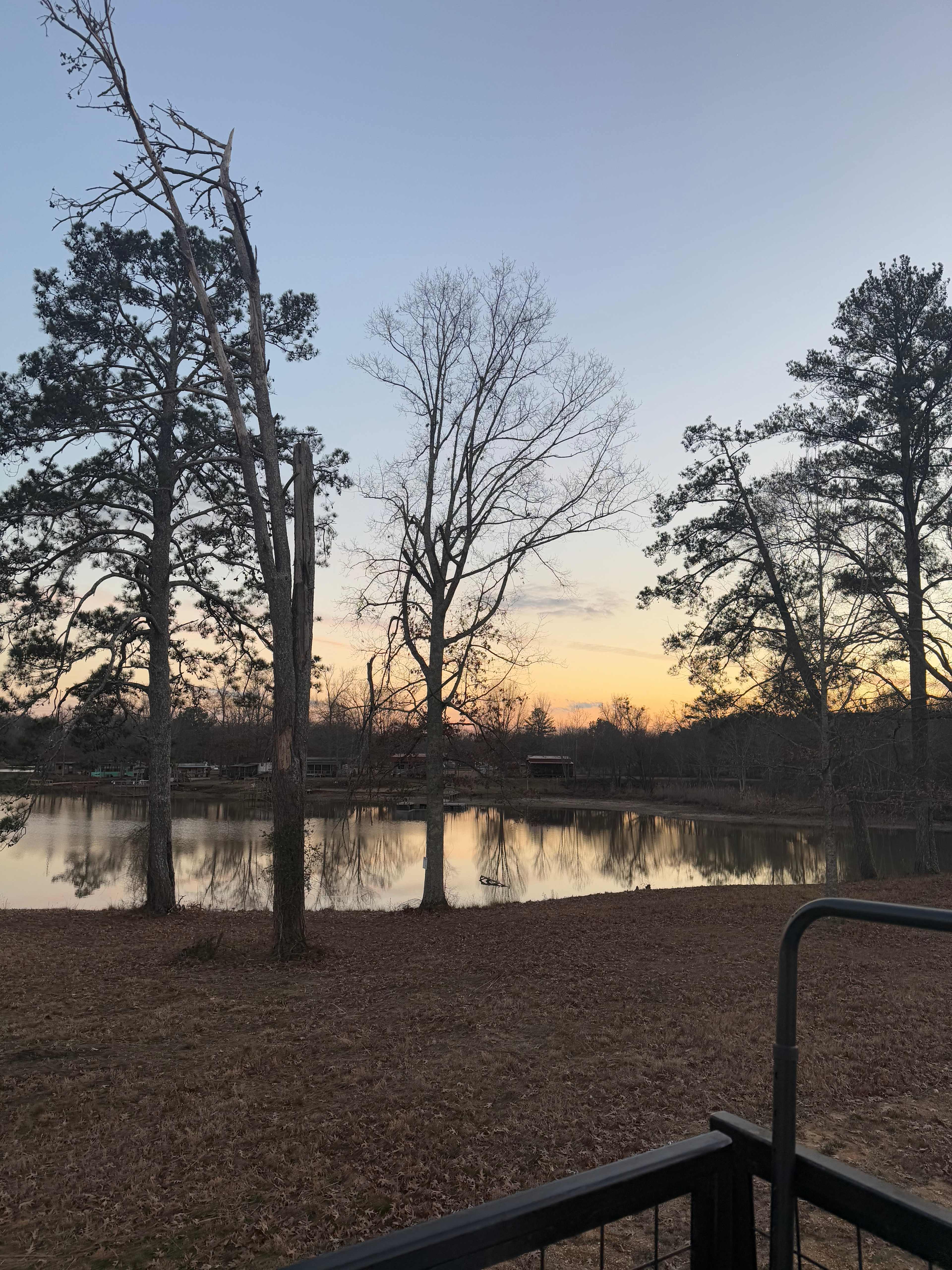 Starlight Haven at Weiss Lake