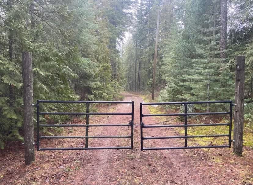 8 Point Acres