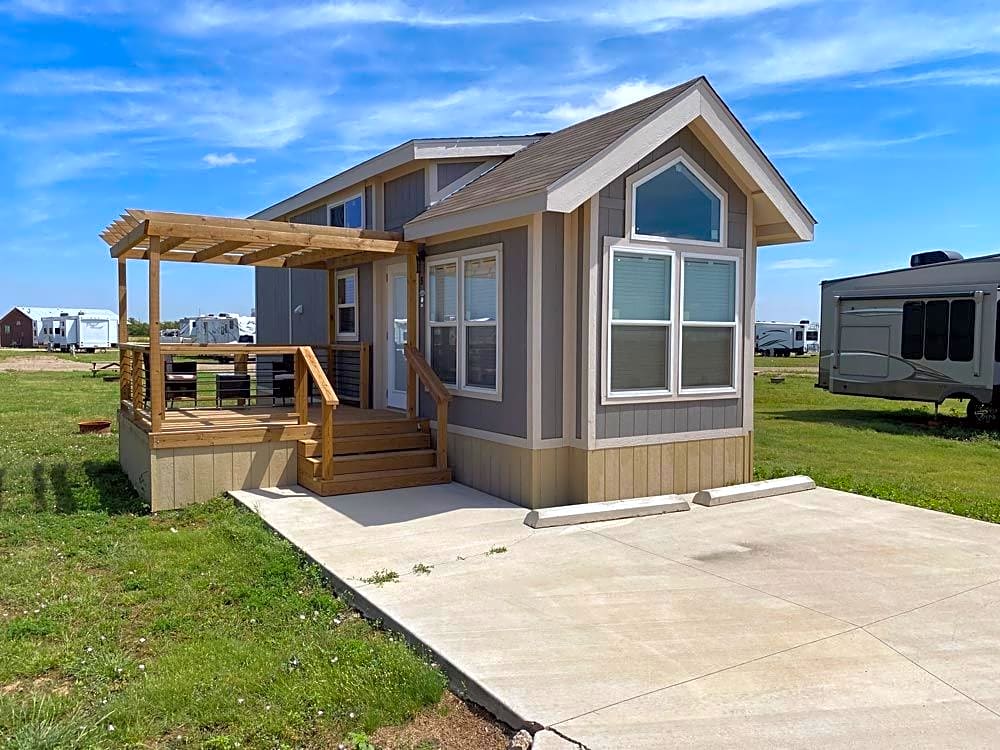 The Hitchin' Post RV Park And Cabins