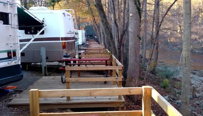 Vee Hollow Campground