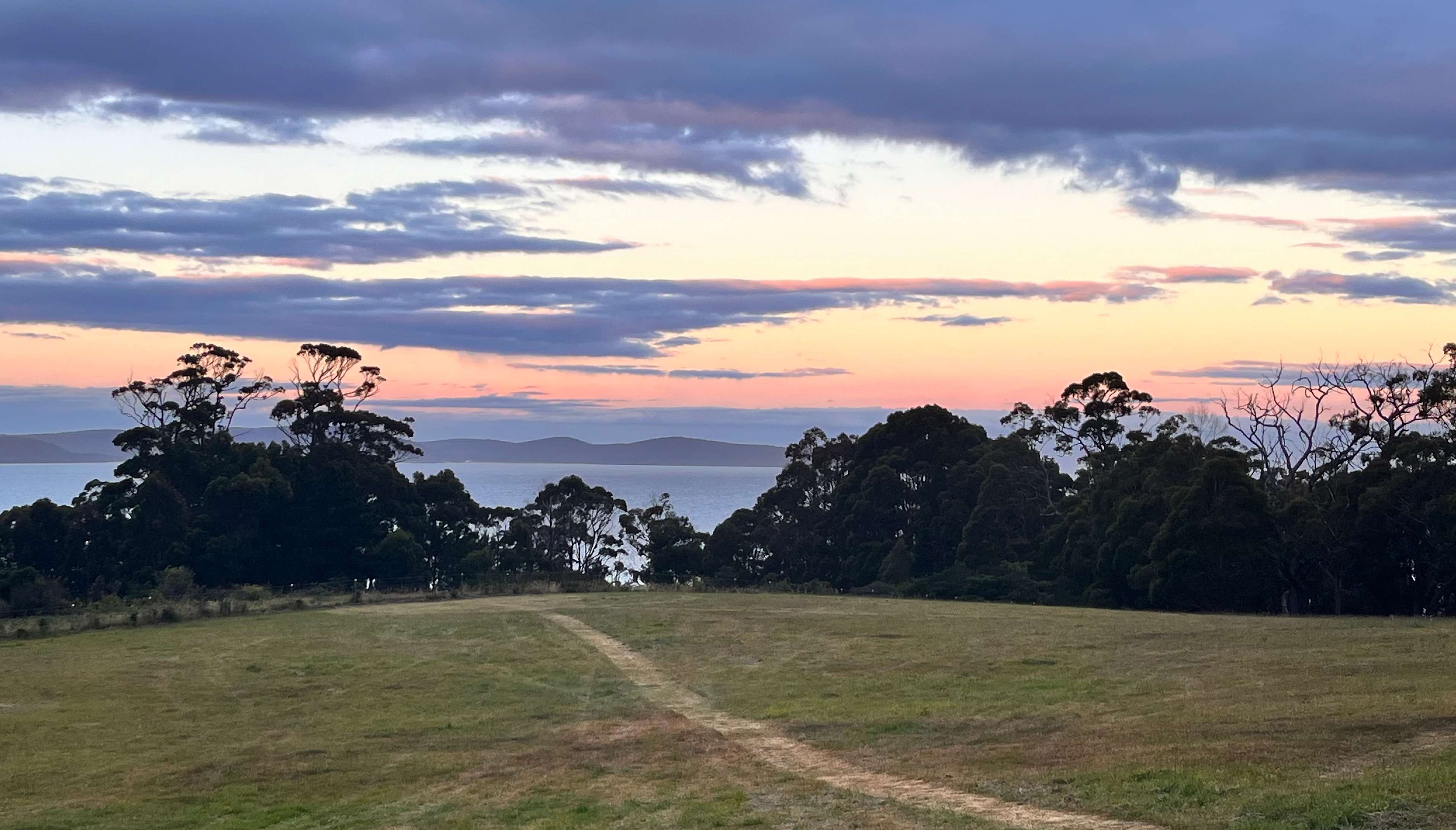 Bruny coastal camping & Funky Barn