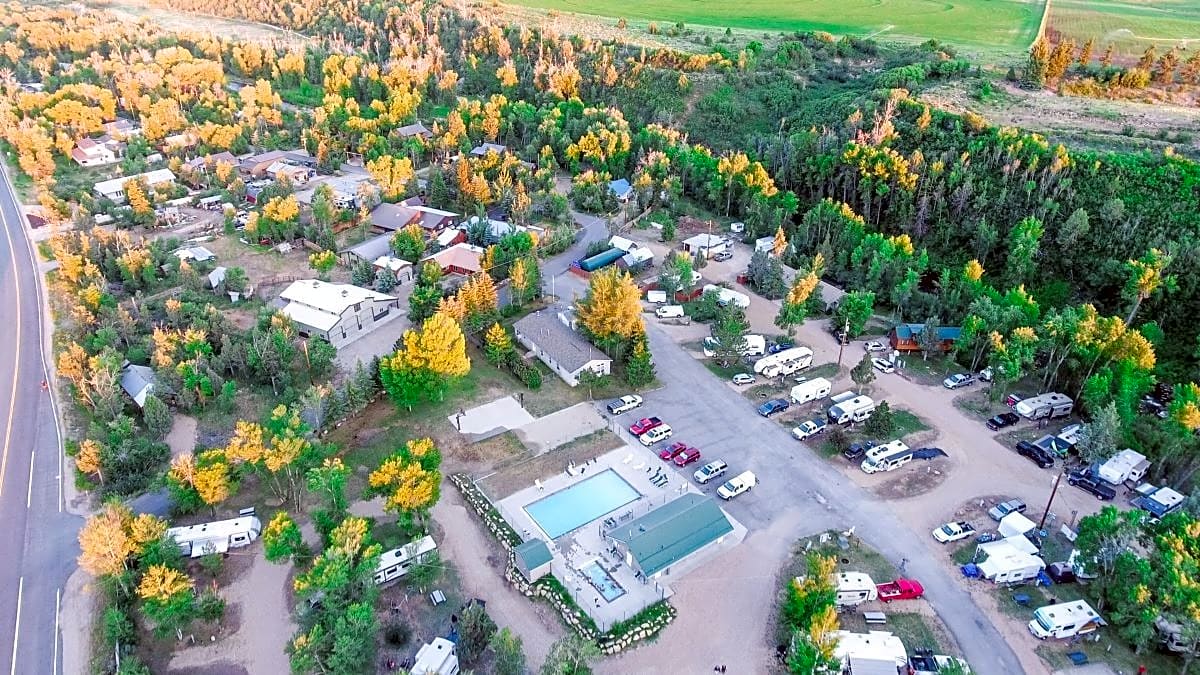 Knotty Pine RV Resort