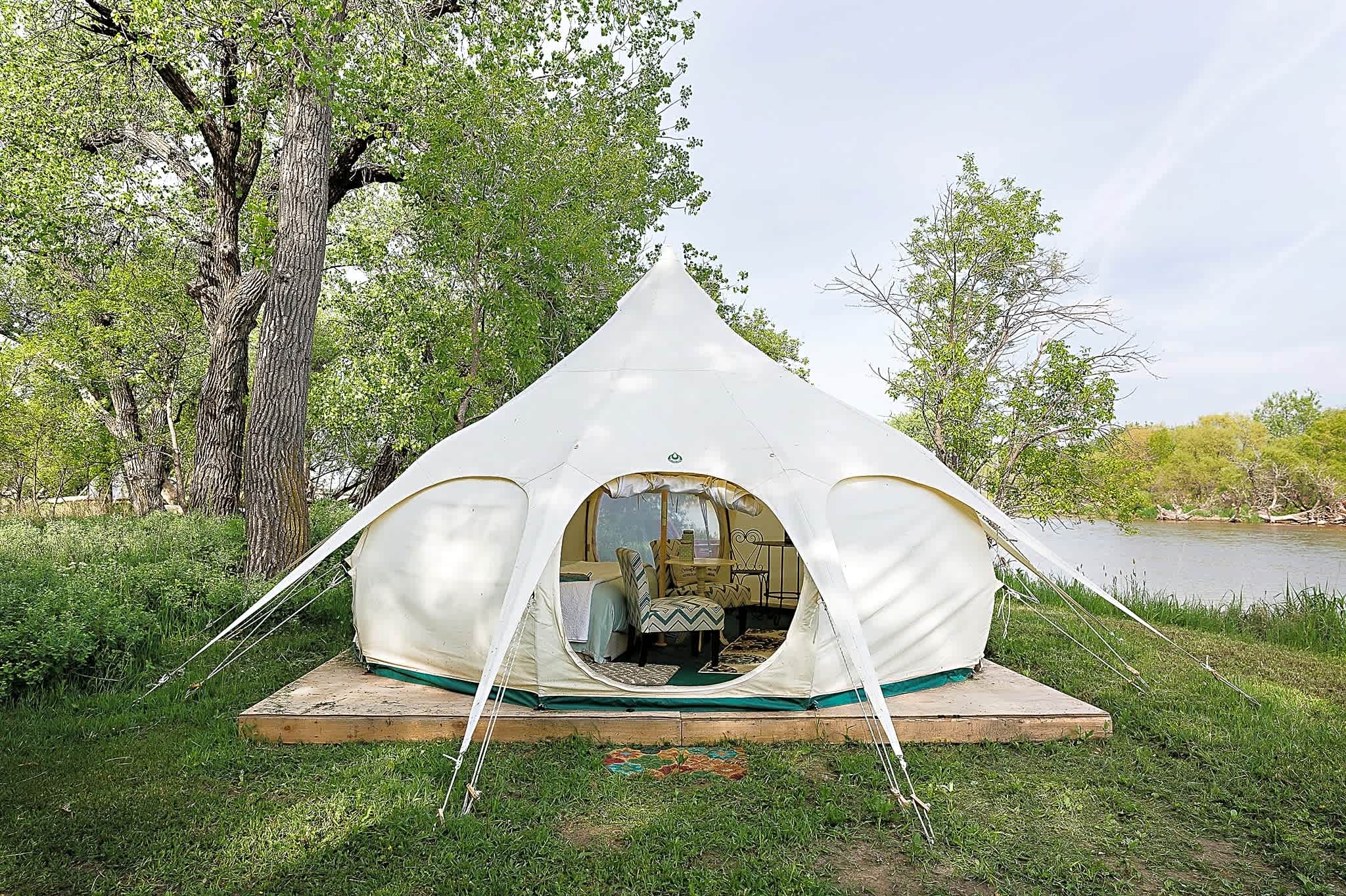 Platte River Fort Resort & Event Center