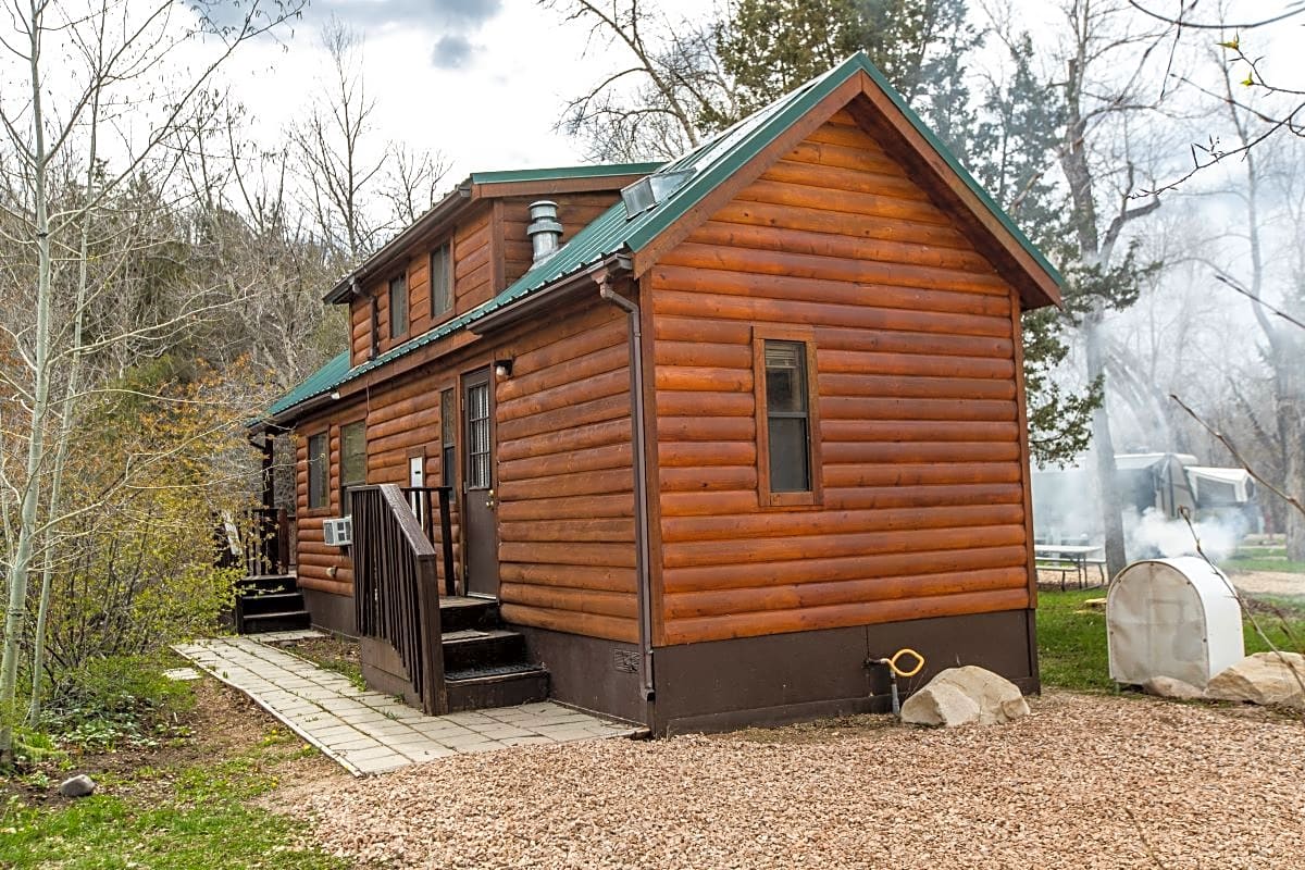 Knotty Pine RV Resort