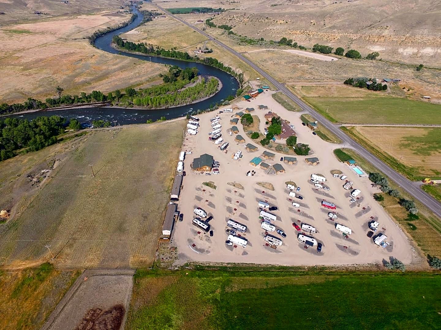 Yellowstone Valley Inn & RV Park