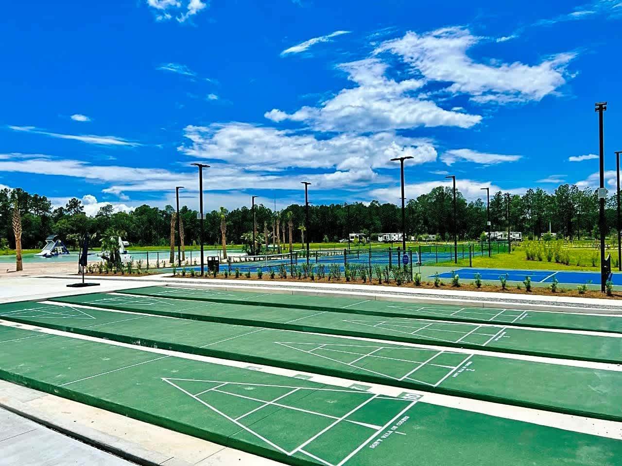 Island Oaks RV Resort