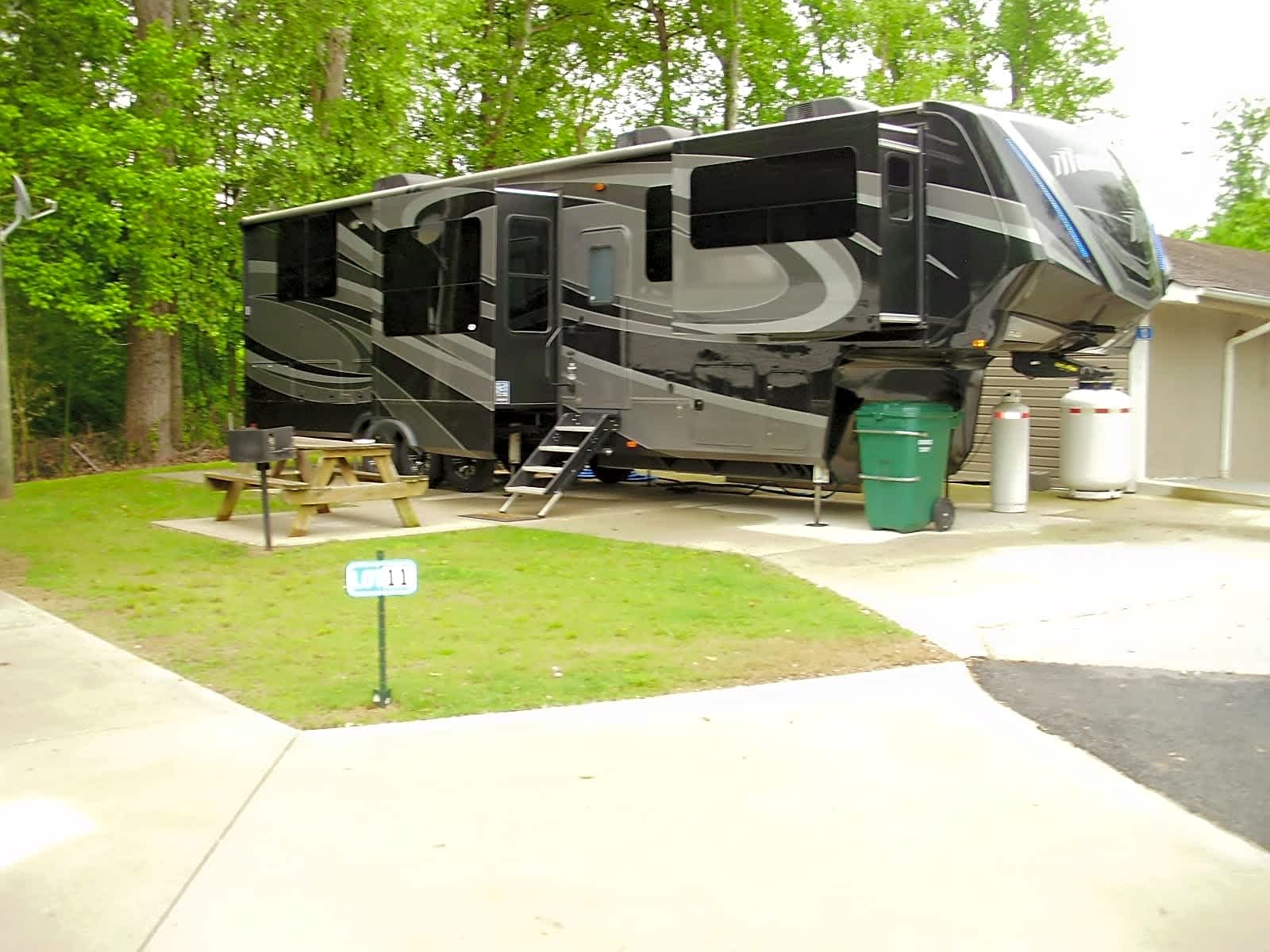 Hillside RV Park (Age Restricted 55+)