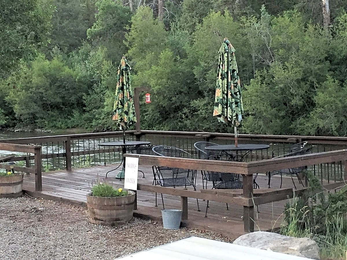 Outpost Motel Cabins & RV Park