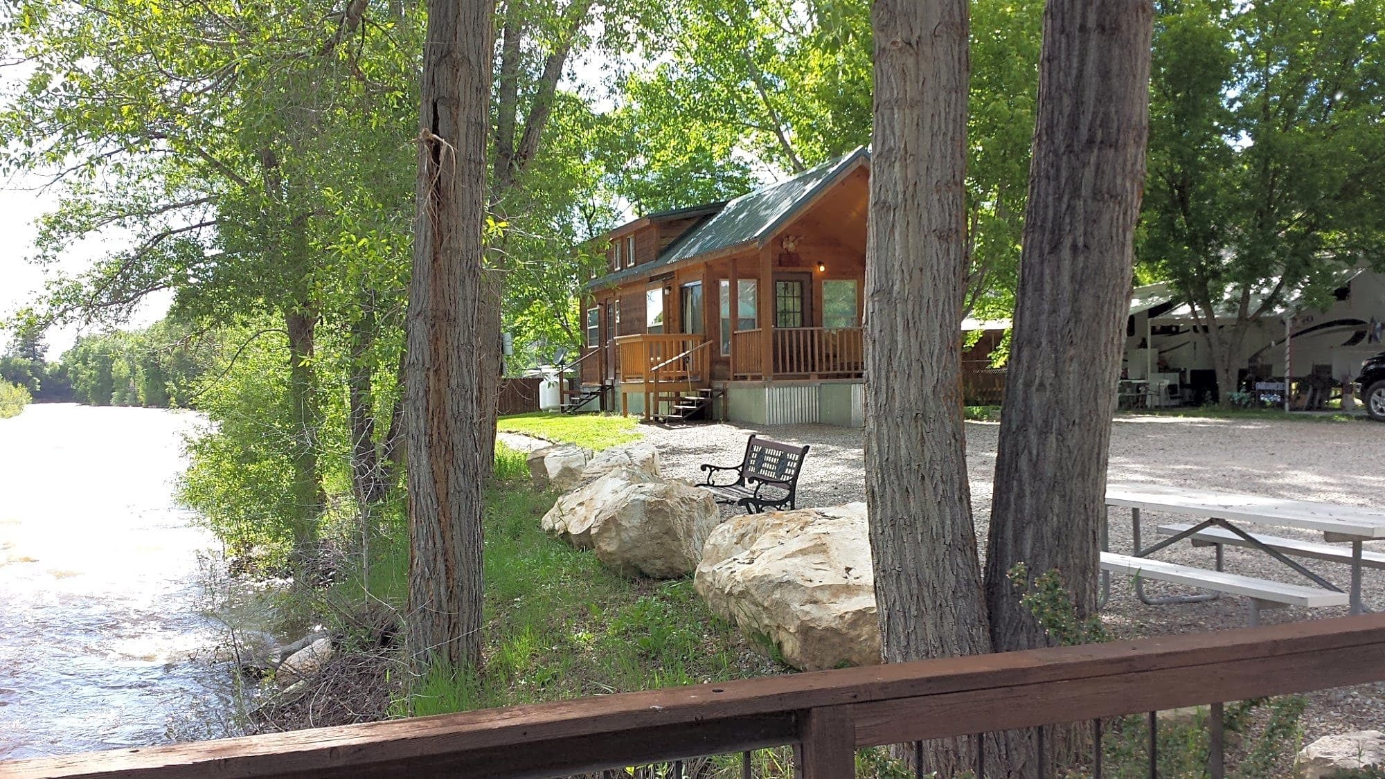 Outpost Motel Cabins & RV Park