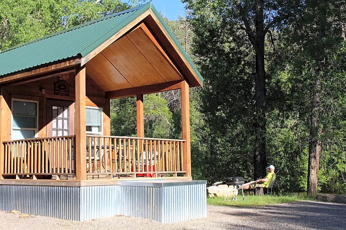 Outpost Motel Cabins & RV Park
