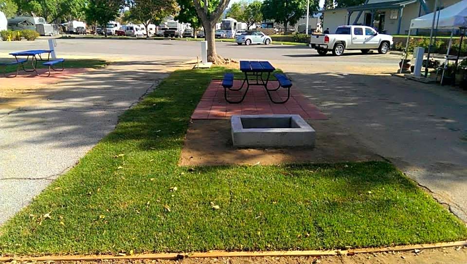 Castaic Lake RV Park