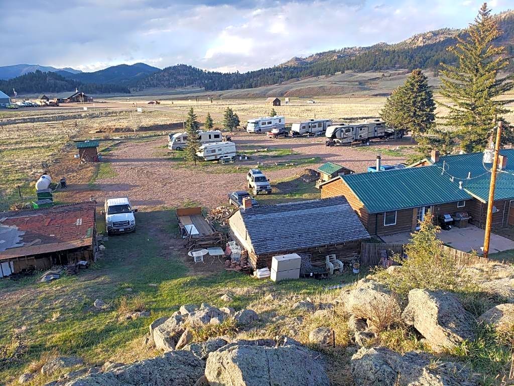 Lake George Cabins & RV Park