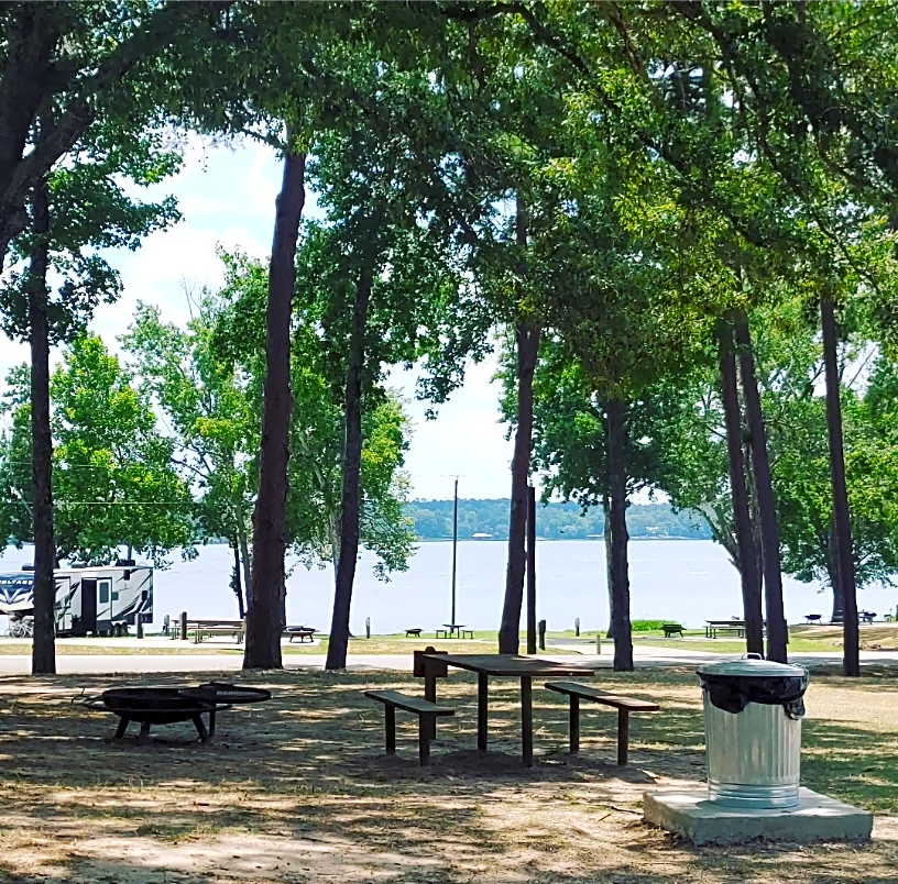 The Boulders at Lake Tyler