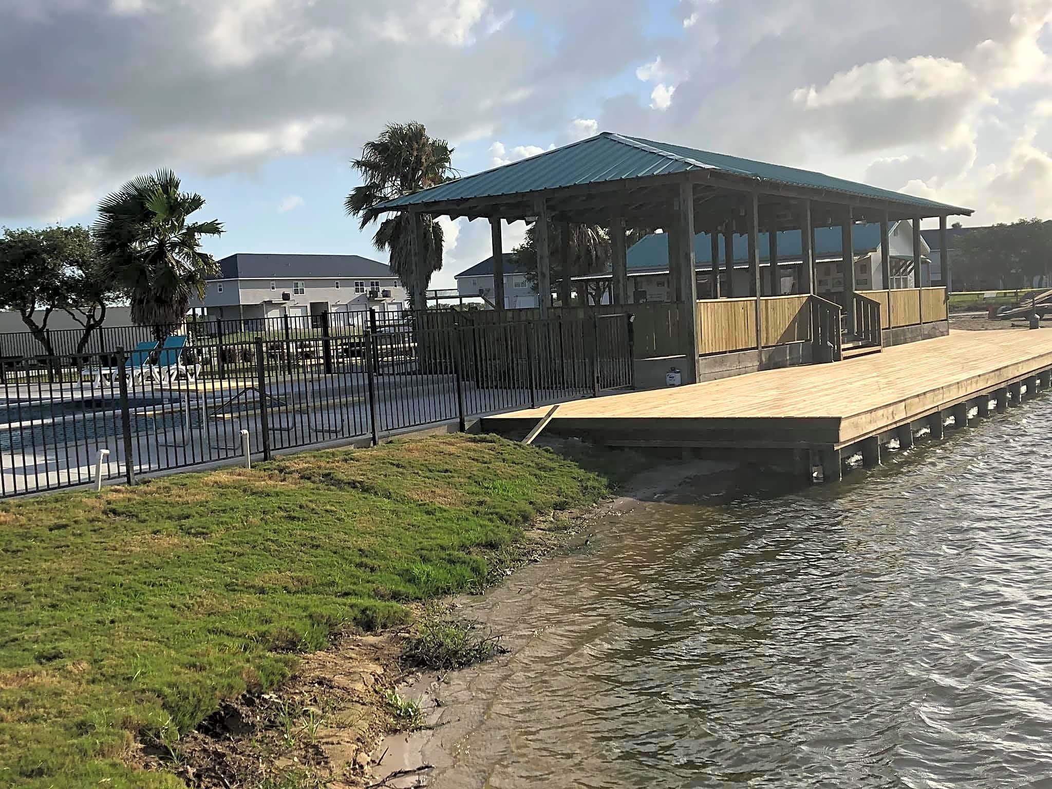 R & R RV Resort & Casitas