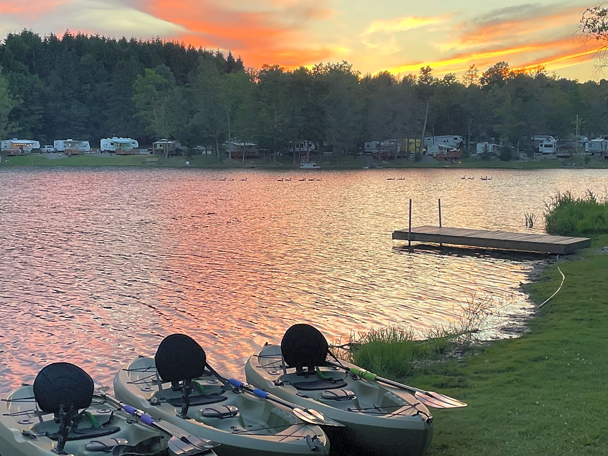 Pine Cradle Lake Family Campground