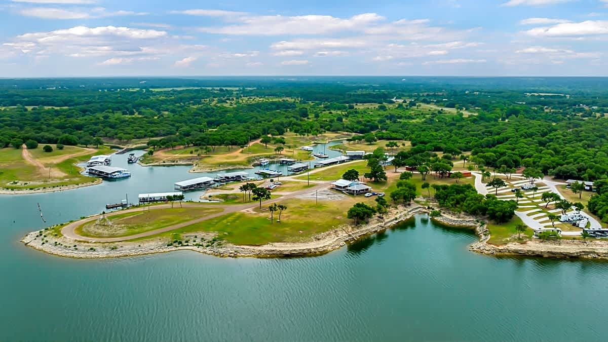 Parsons Marina At Lake Whitney