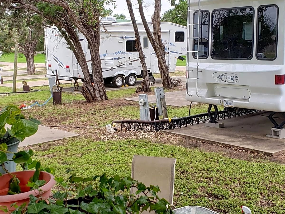 Lake Life RV Park
