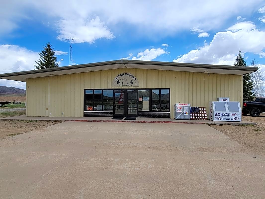 Sentinel Mountain RV & Quick Stop