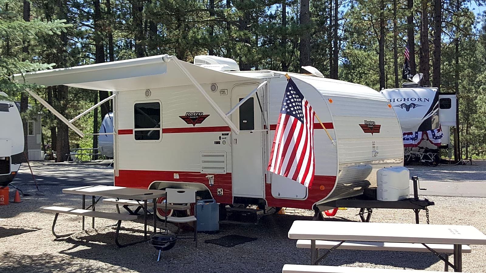 Clio’s Rivers Edge RV Park